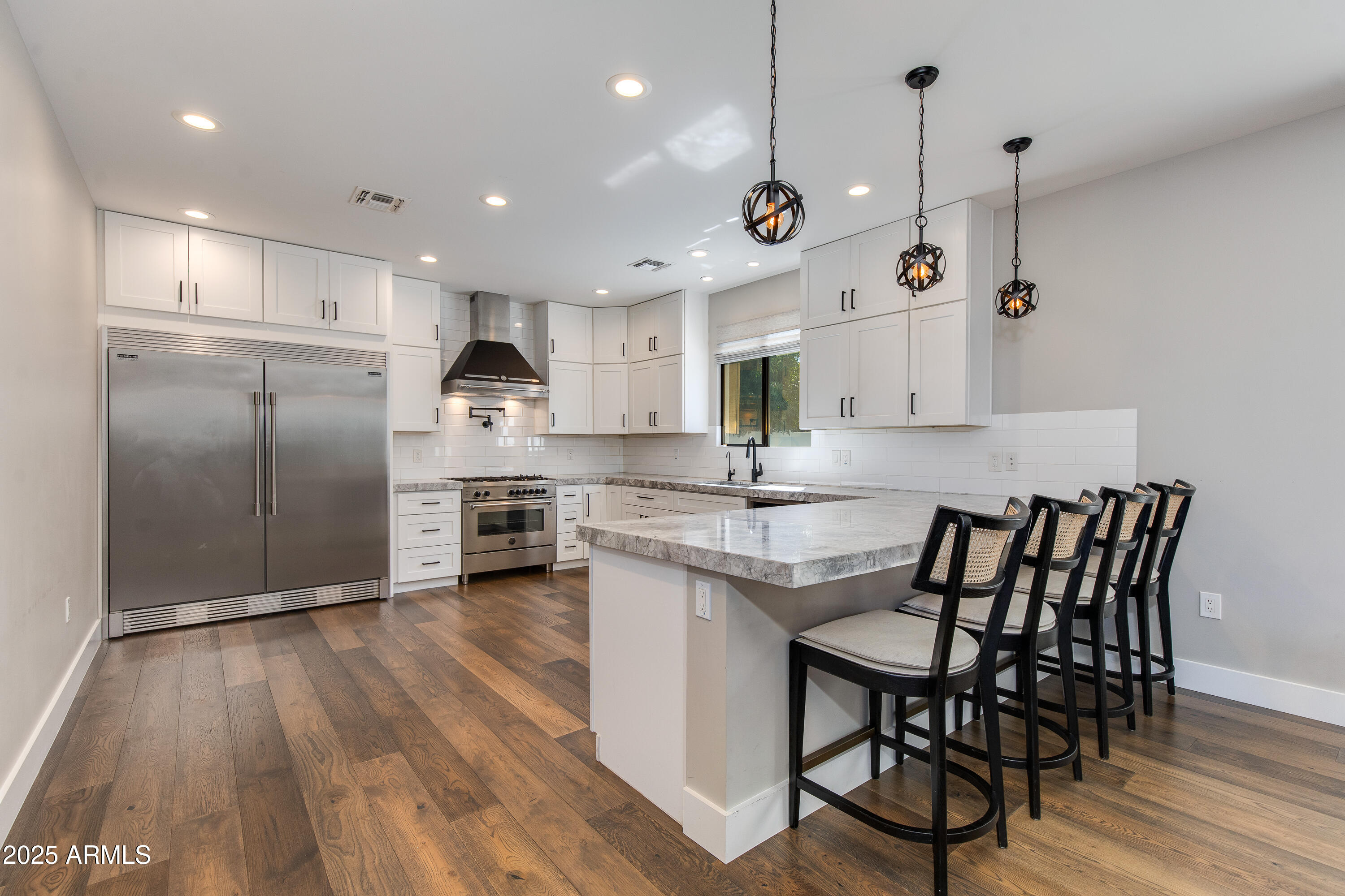 3821 E DEVONSHIRE Avenue, Phoenix