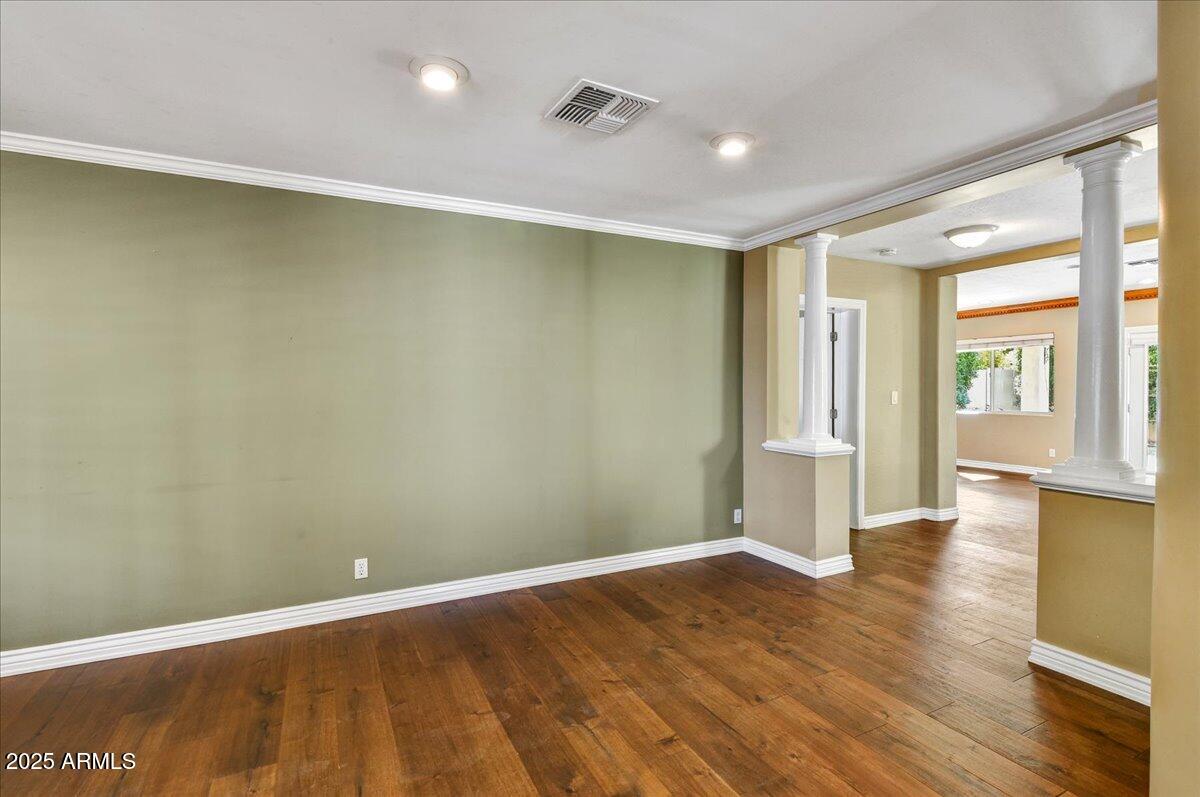 4015 E CHEERY LYNN Road