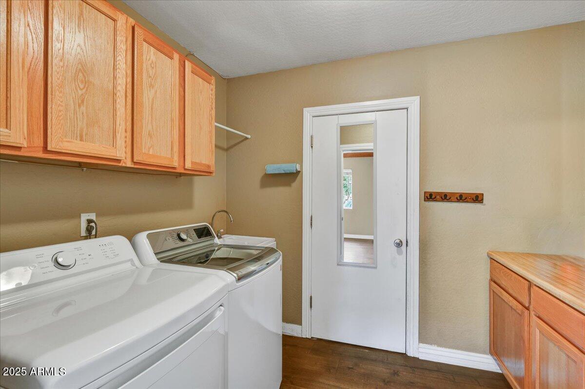 4015 E CHEERY LYNN Road