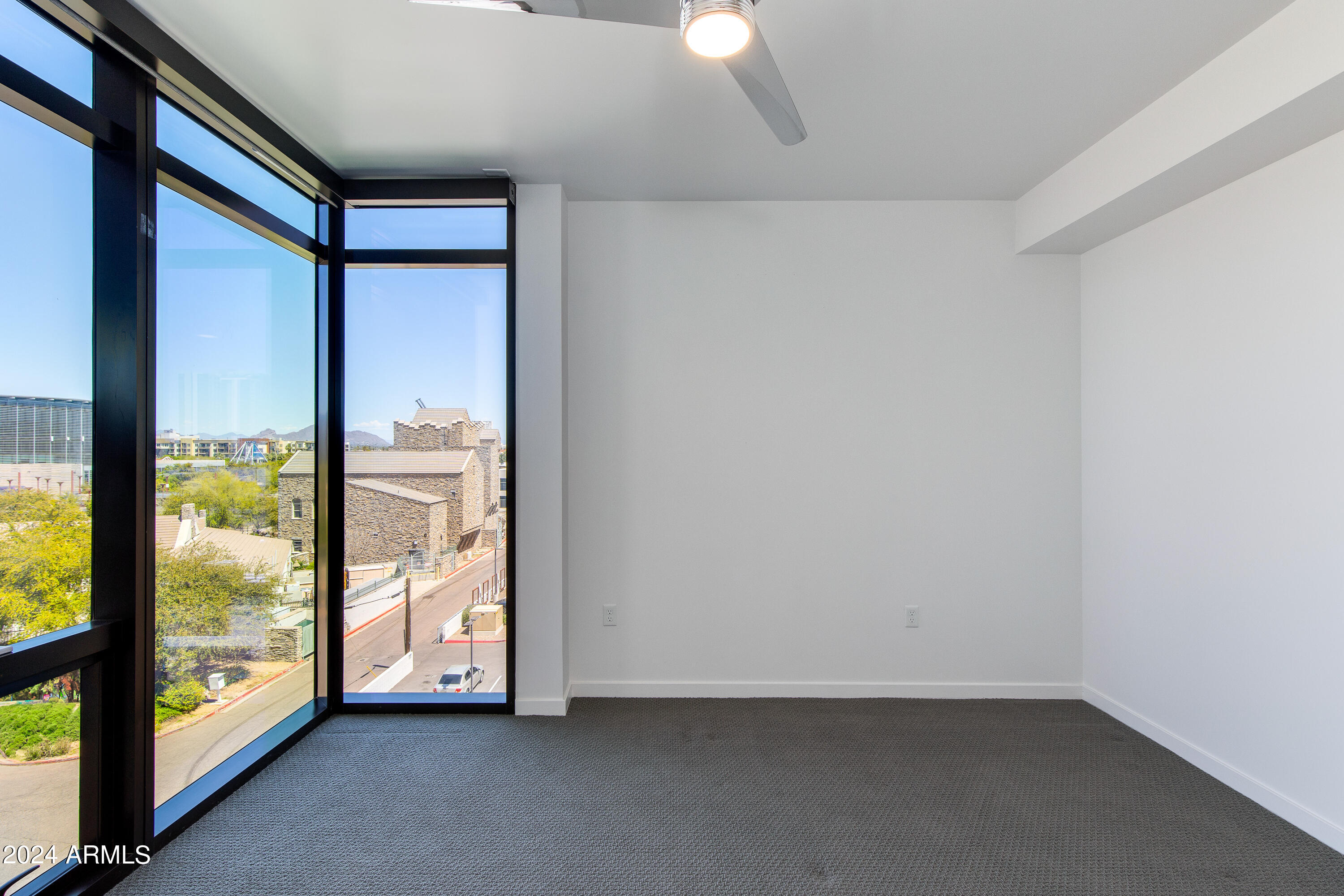 200 W PORTLAND Street, 511