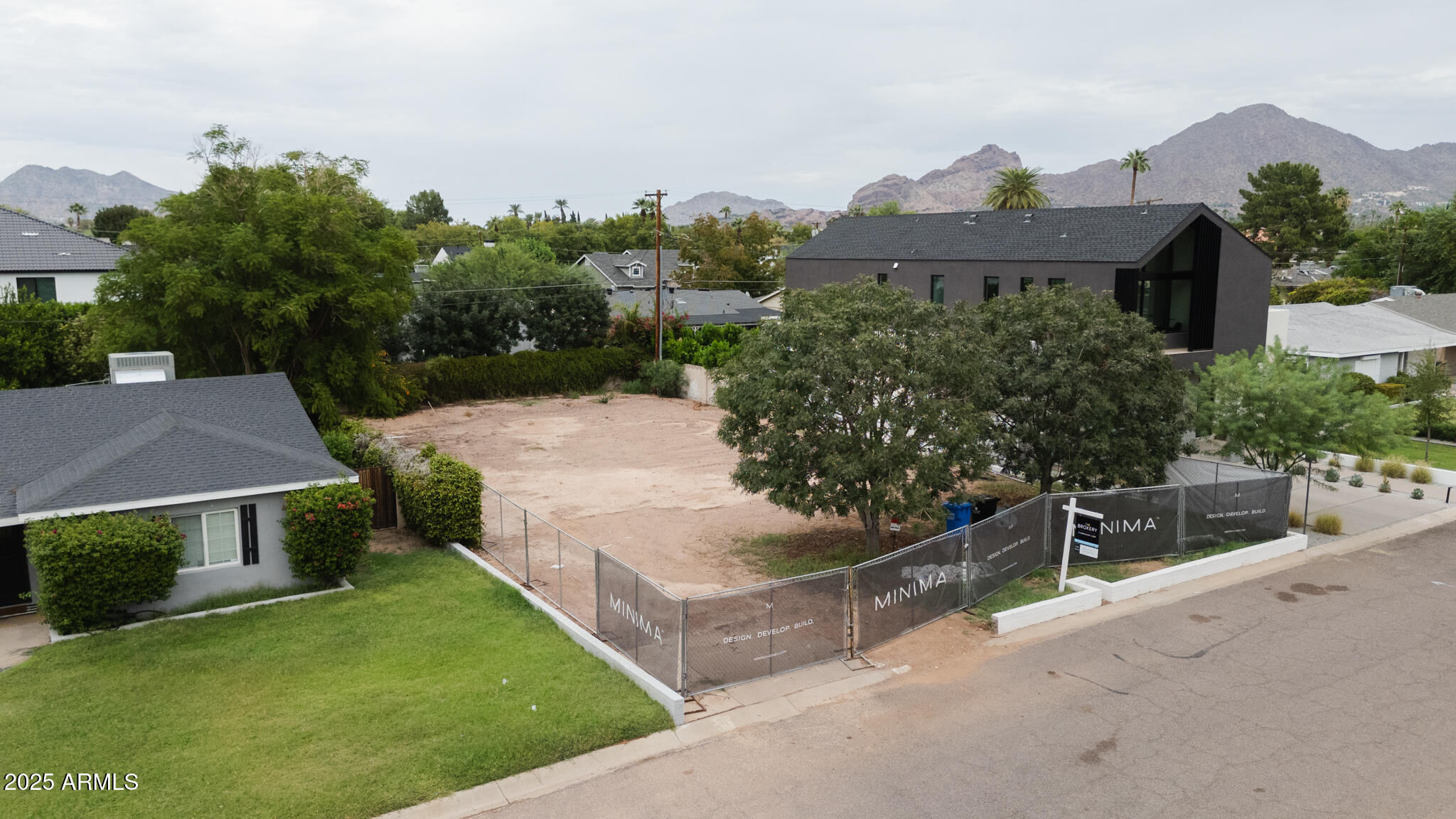 3828 E Monterosa Street, 15