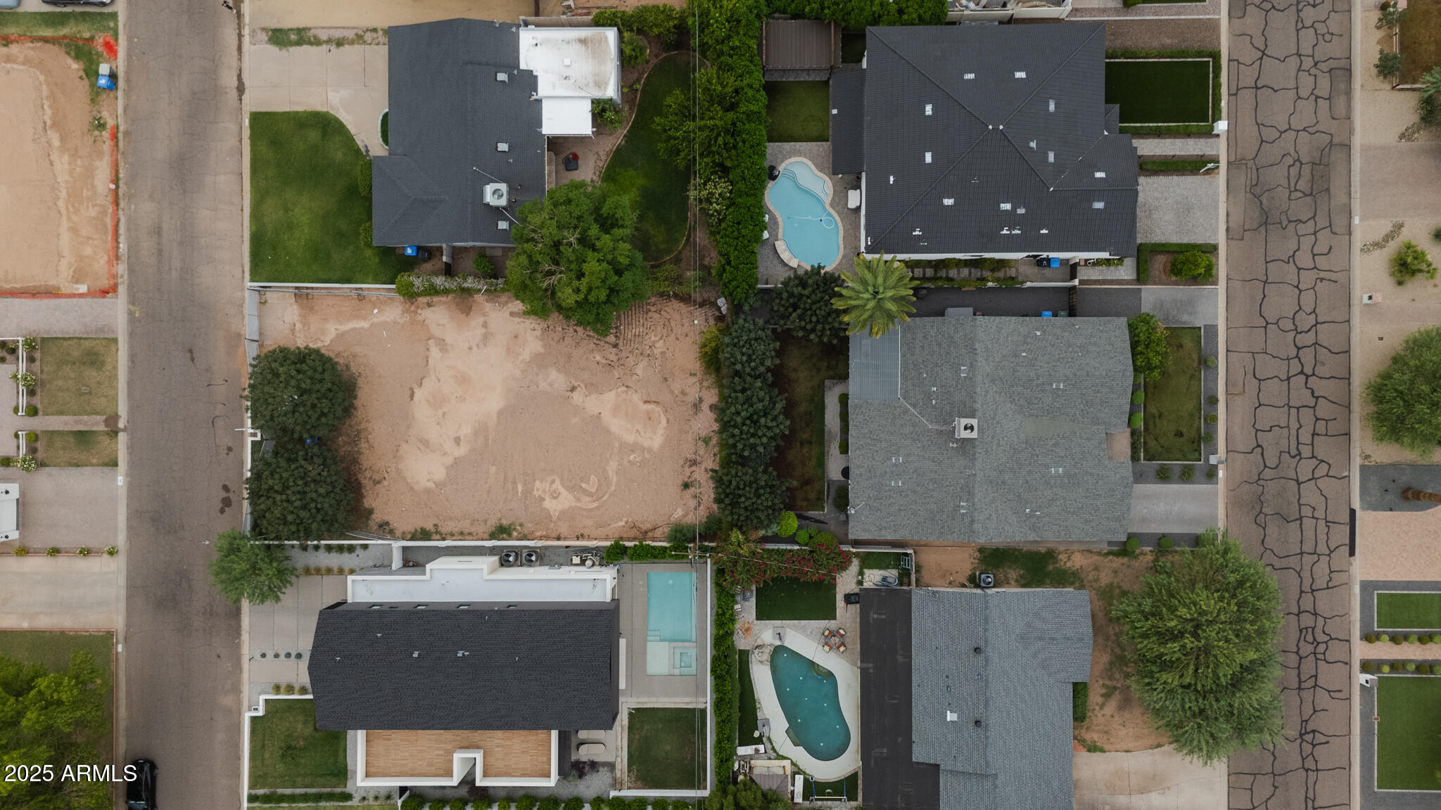 3828 E Monterosa Street, 15