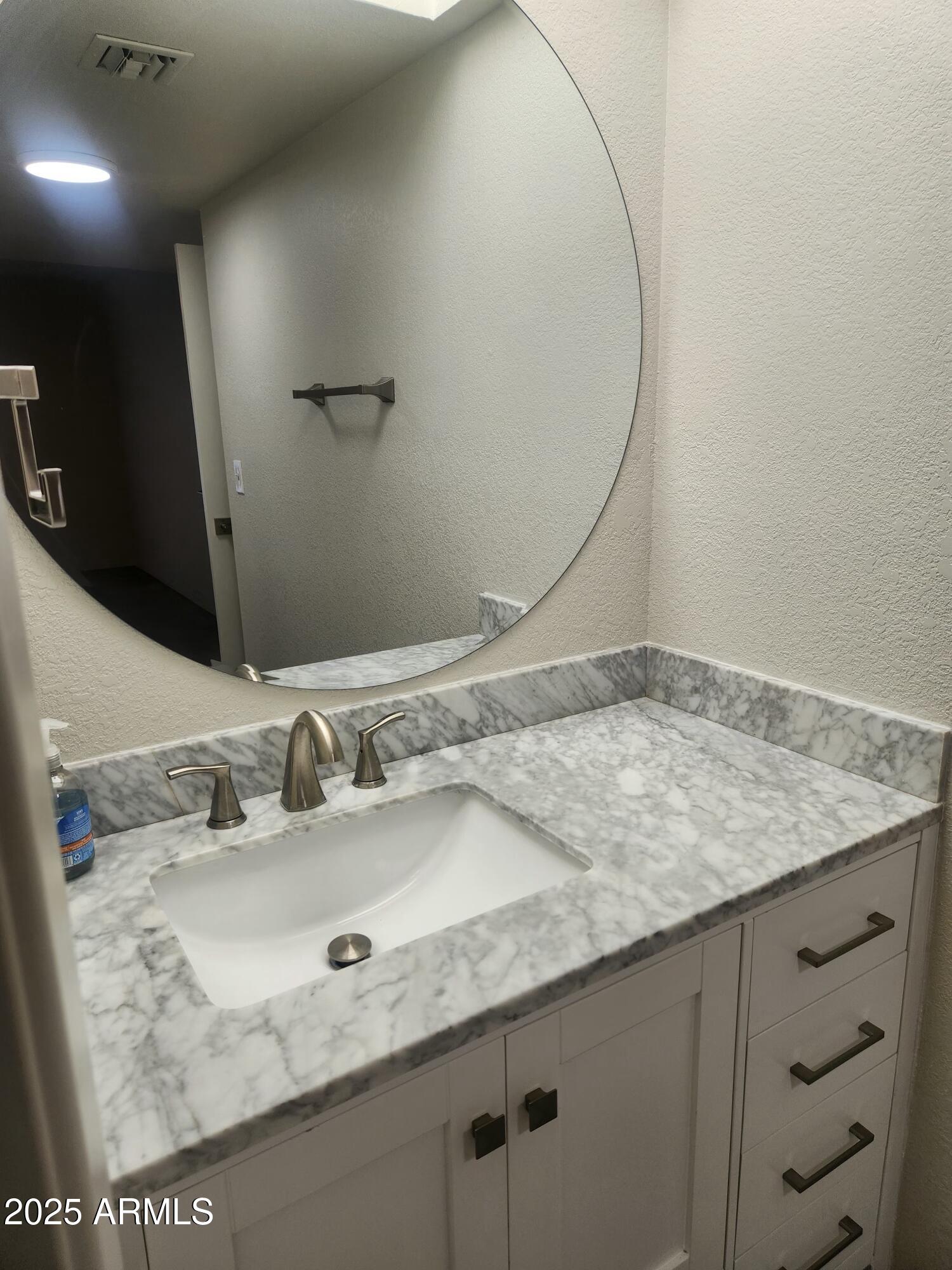 7557 N DREAMY DRAW Drive, 156