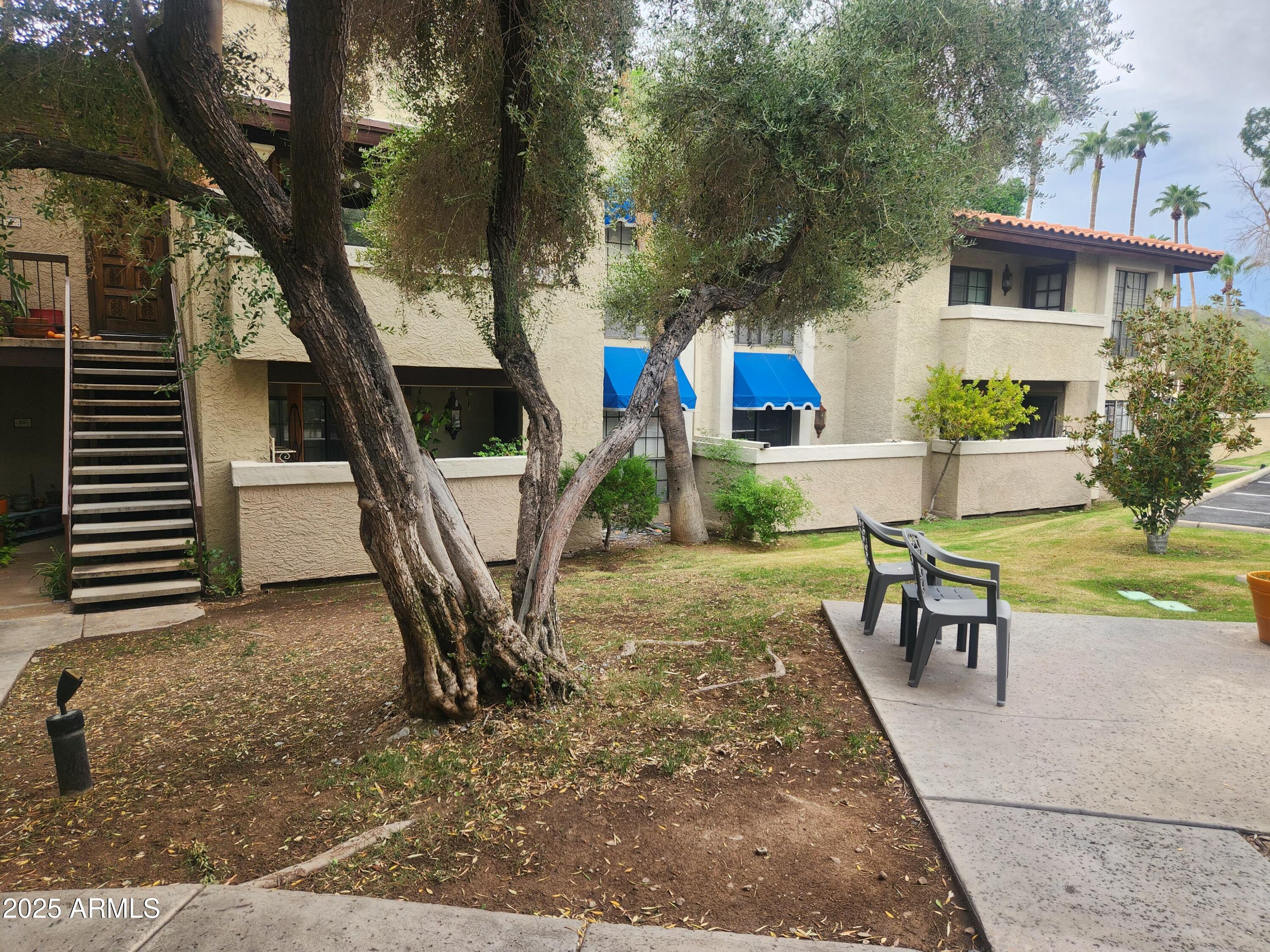 7557 N DREAMY DRAW Drive, 156