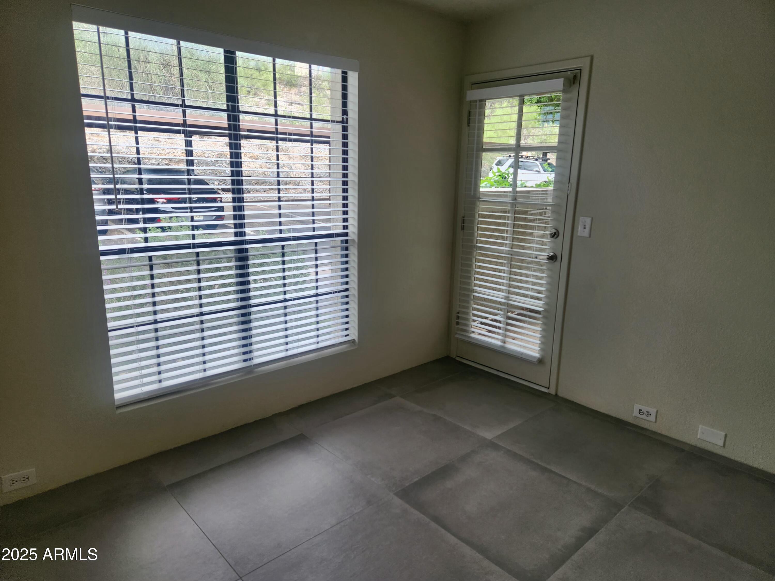 7557 N DREAMY DRAW Drive, 156