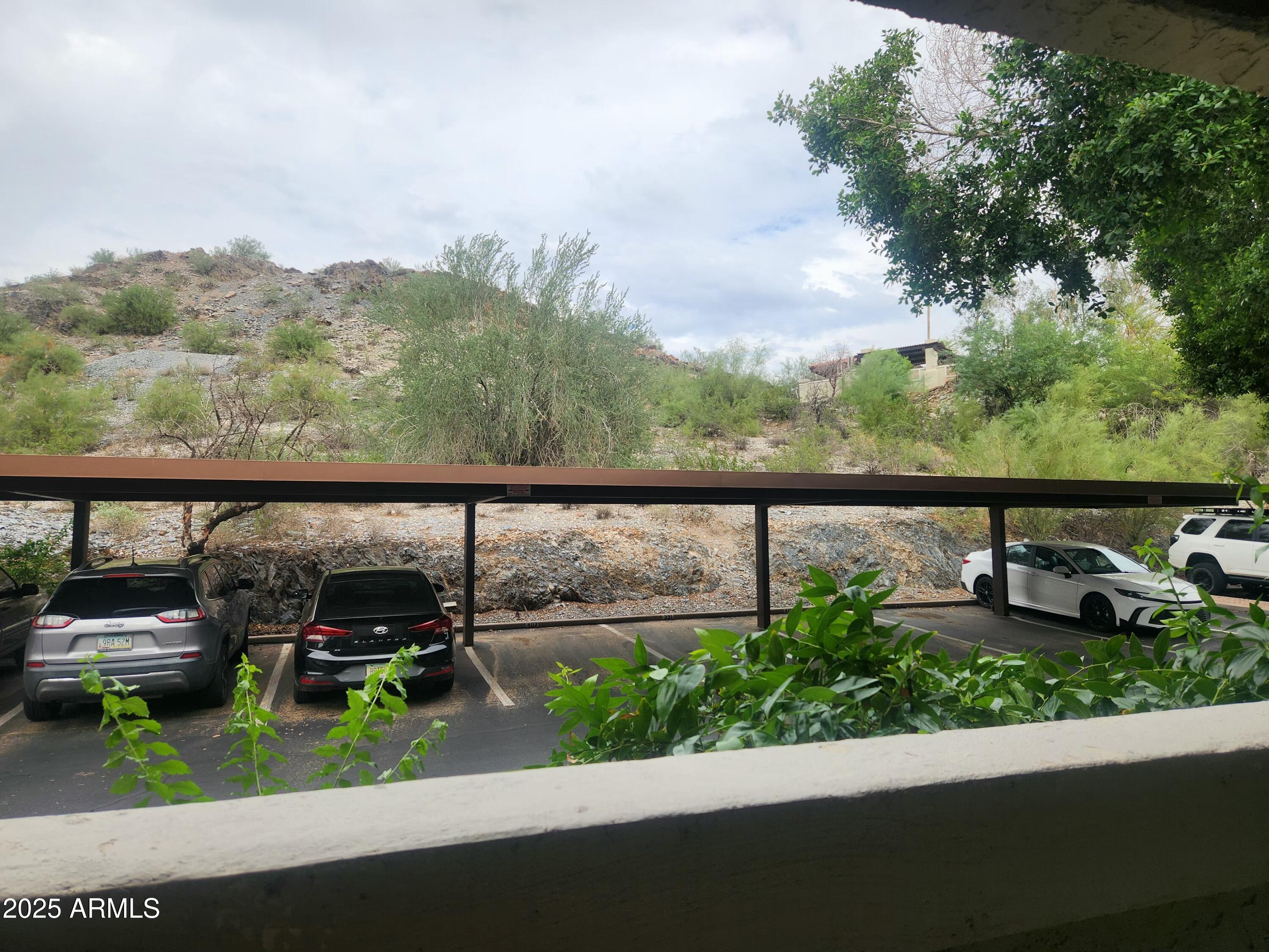 7557 N DREAMY DRAW Drive, 156