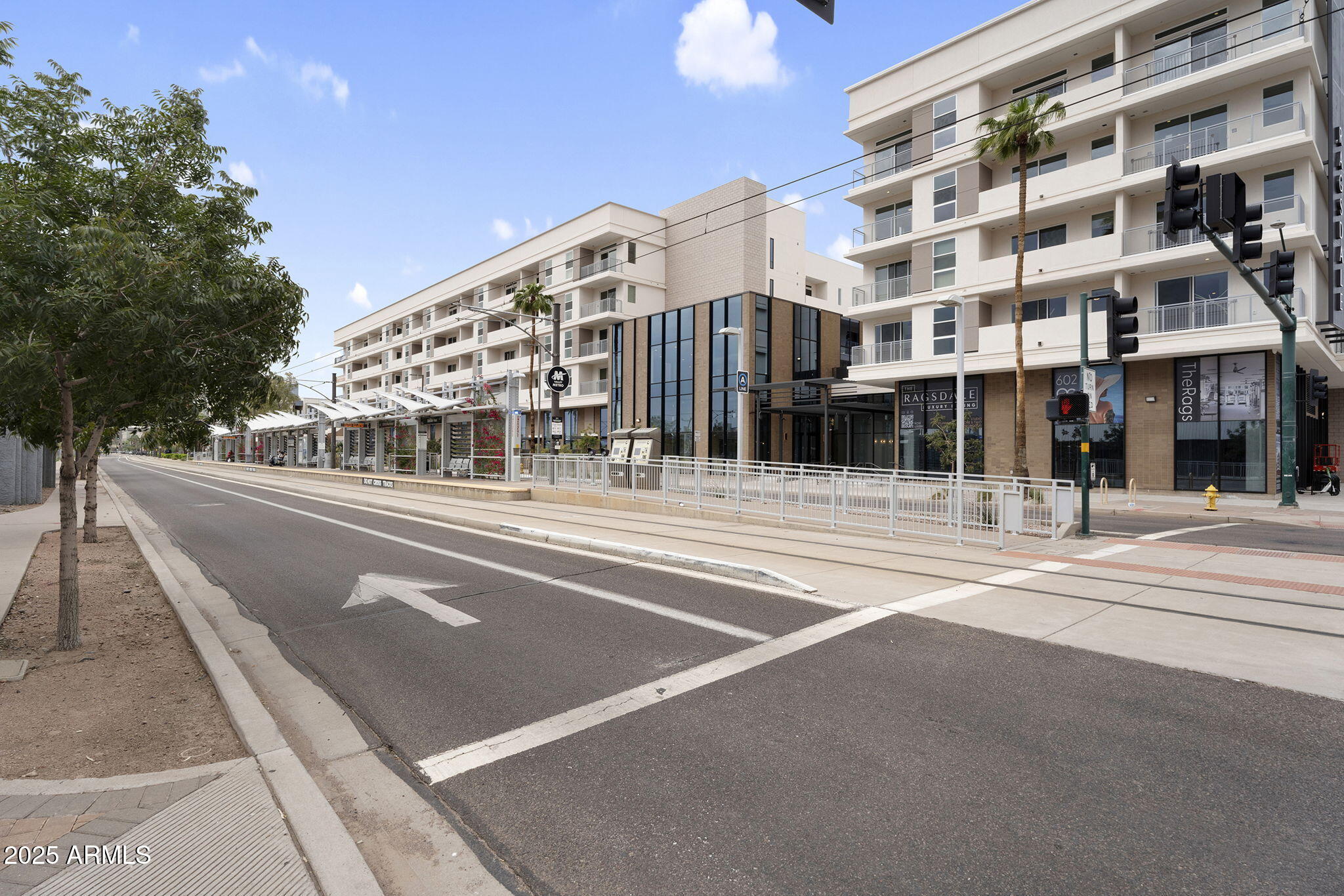 1318 E JEFFERSON Street