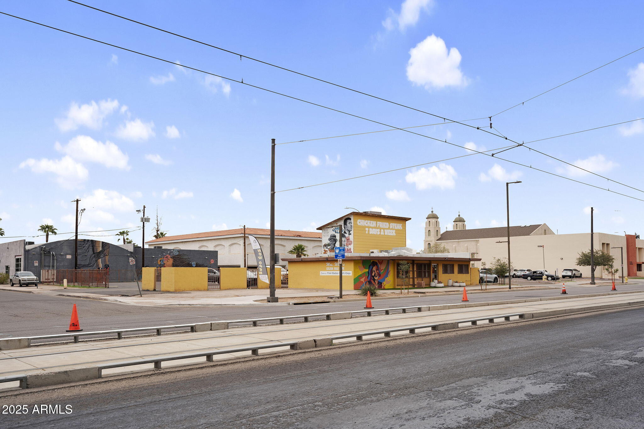 1318 E JEFFERSON Street