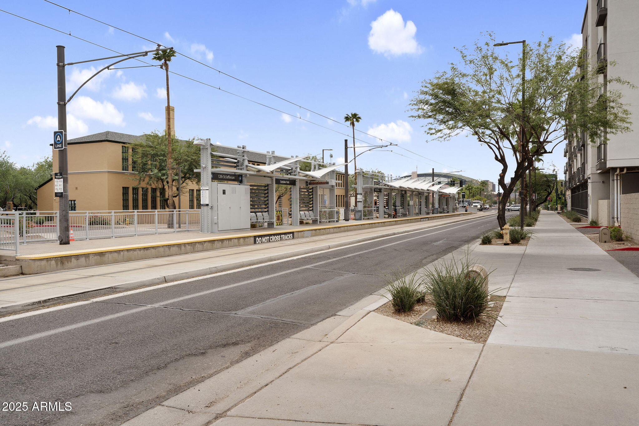 1318 E JEFFERSON Street