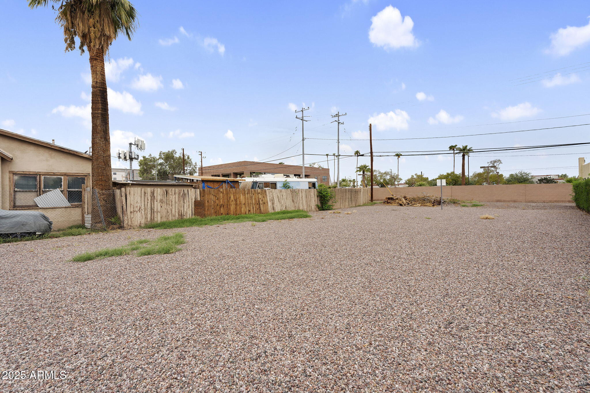 1318 E JEFFERSON Street