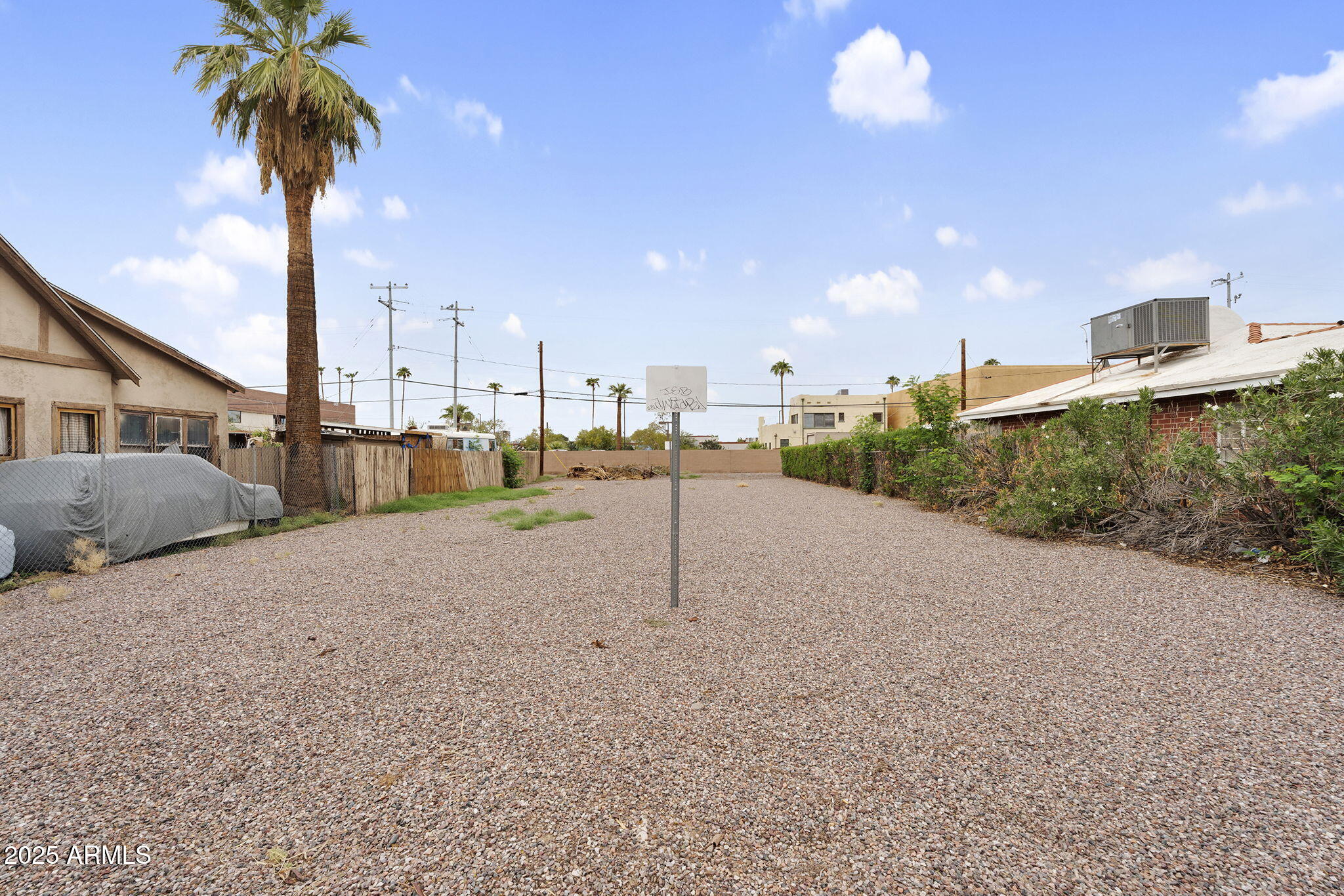 1318 E JEFFERSON Street