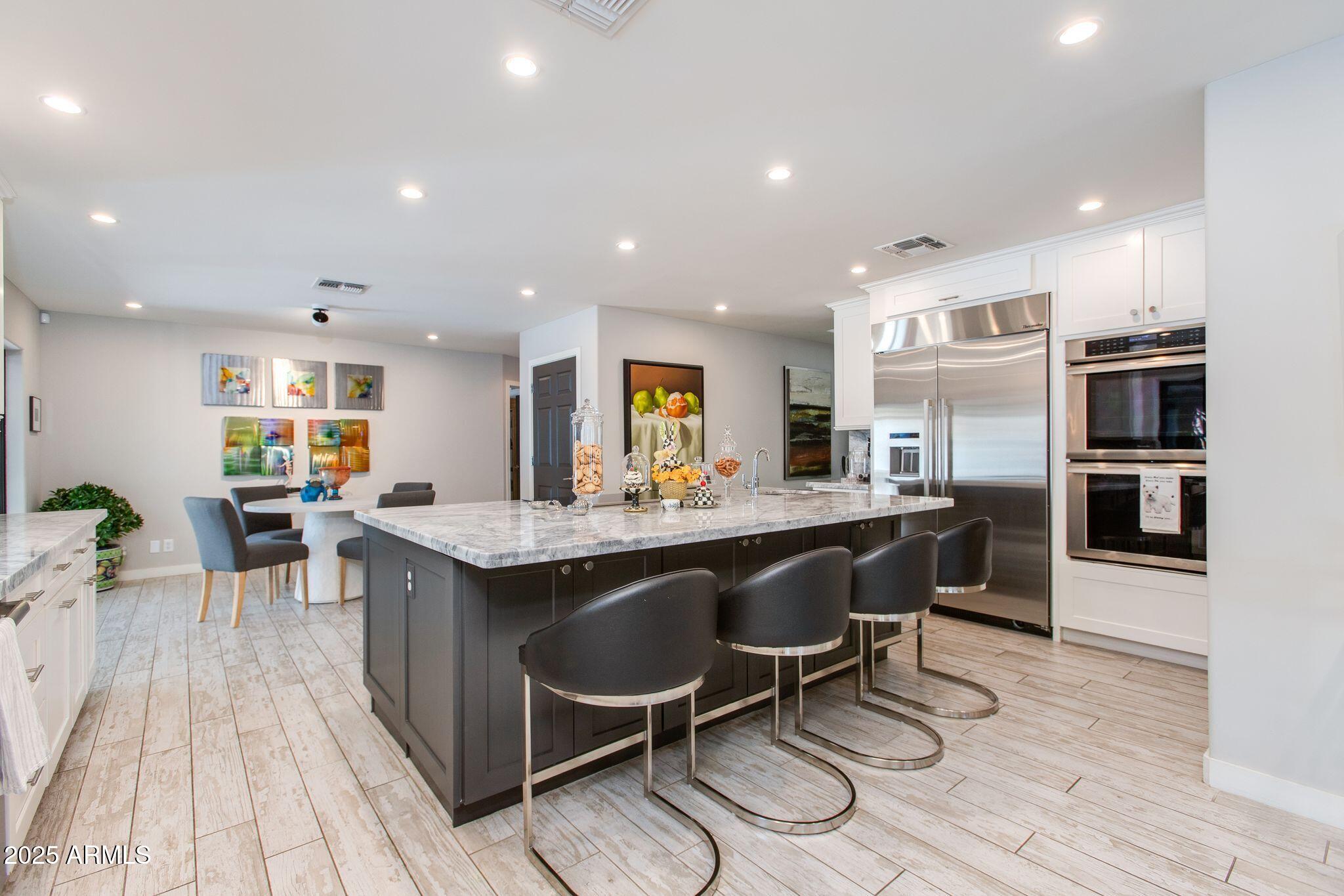 2502 E MONTEBELLO Avenue, Phoenix