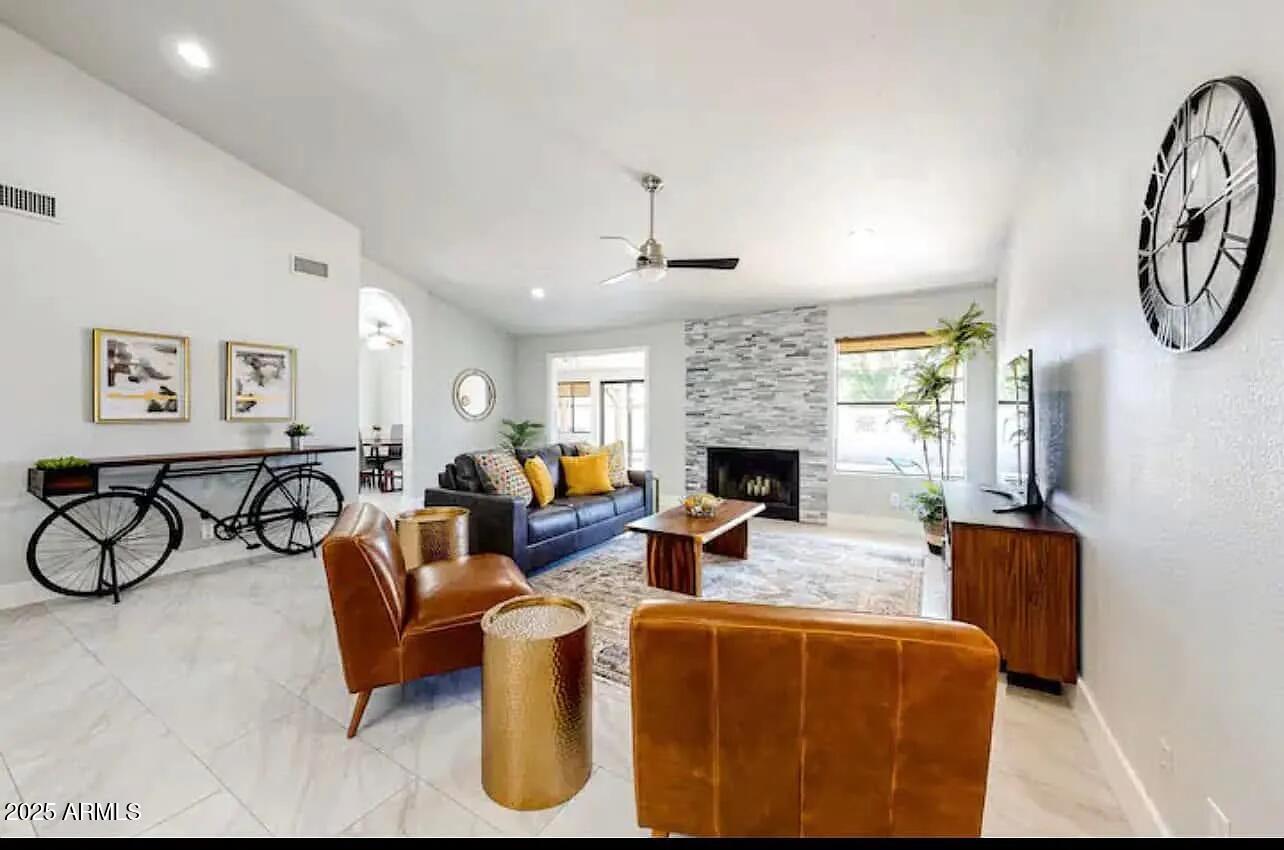 10734 N 108TH Place