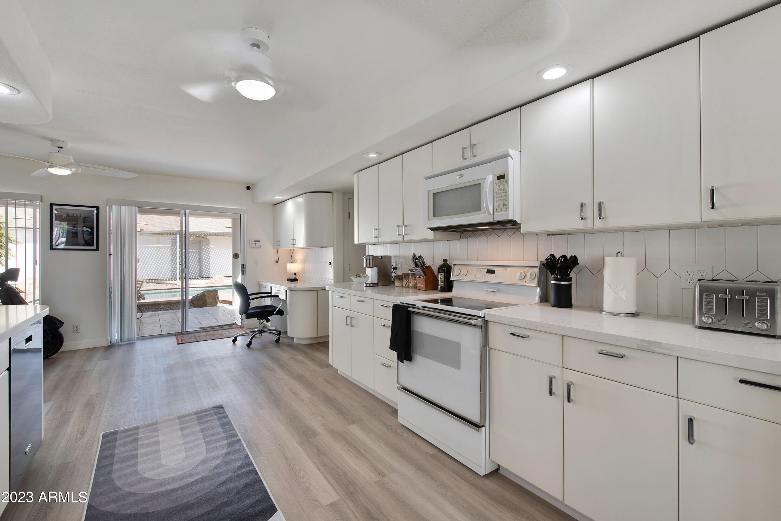 6704 E NORTH Lane, Paradise Valley