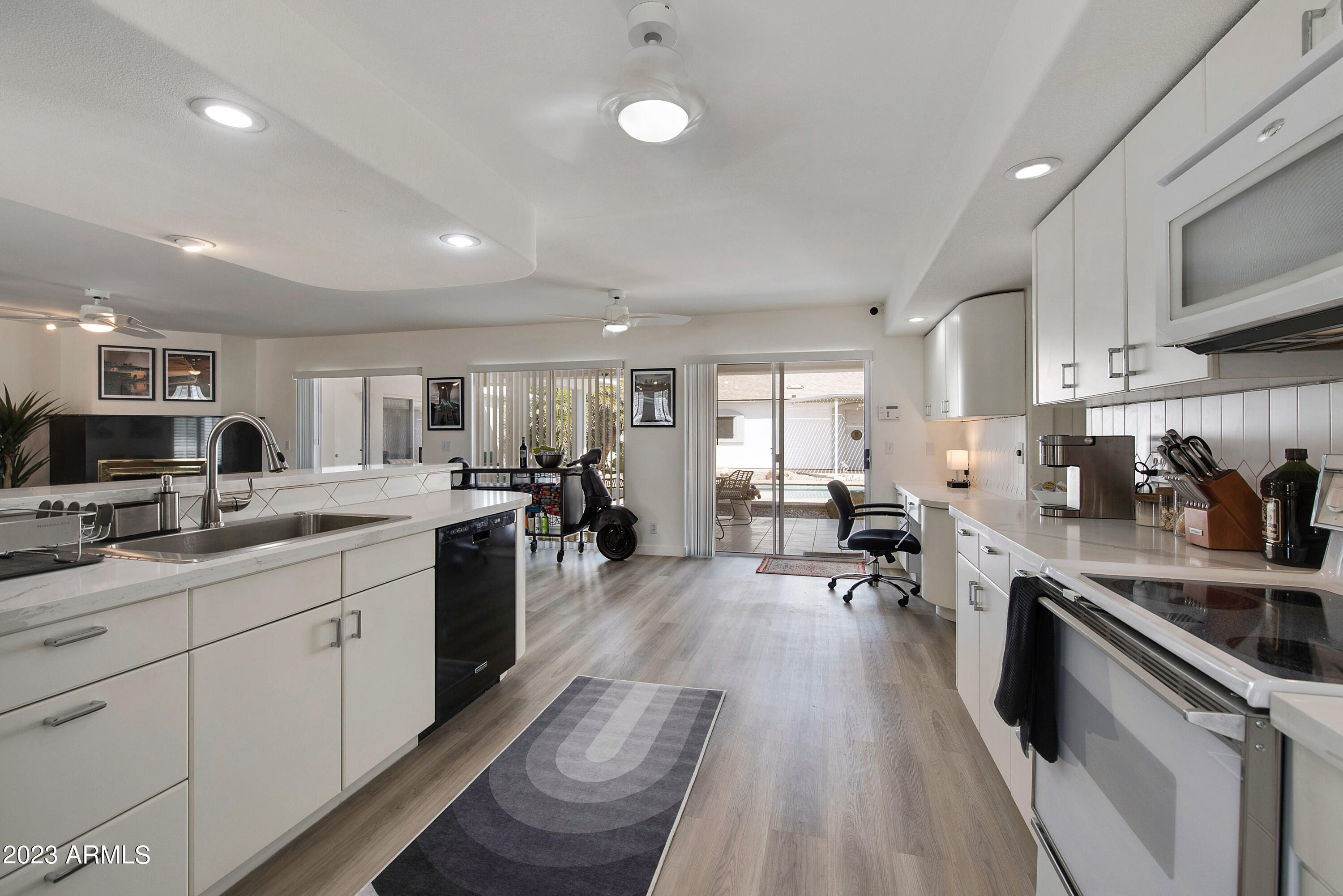 6704 E NORTH Lane, Paradise Valley