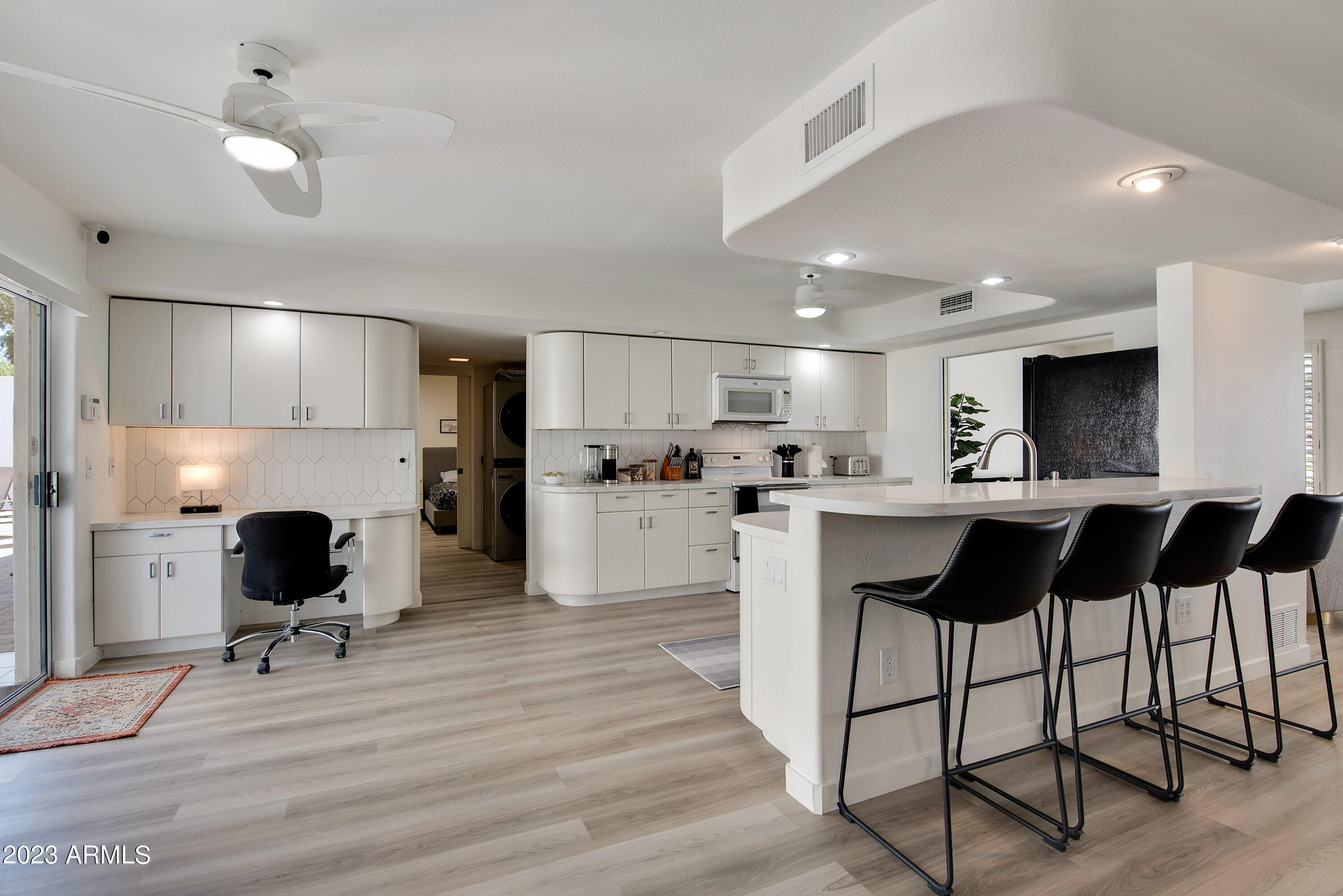 6704 E NORTH Lane, Paradise Valley