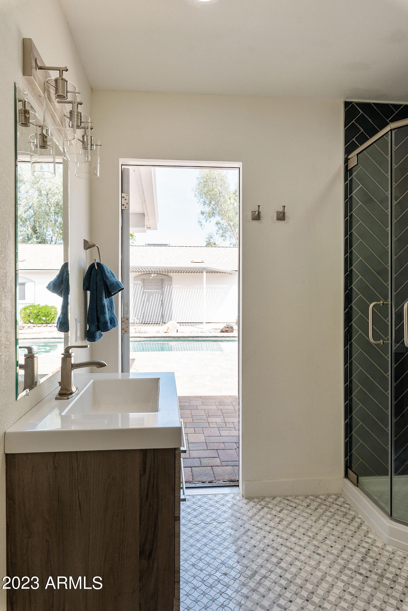 6704 E NORTH Lane, Paradise Valley