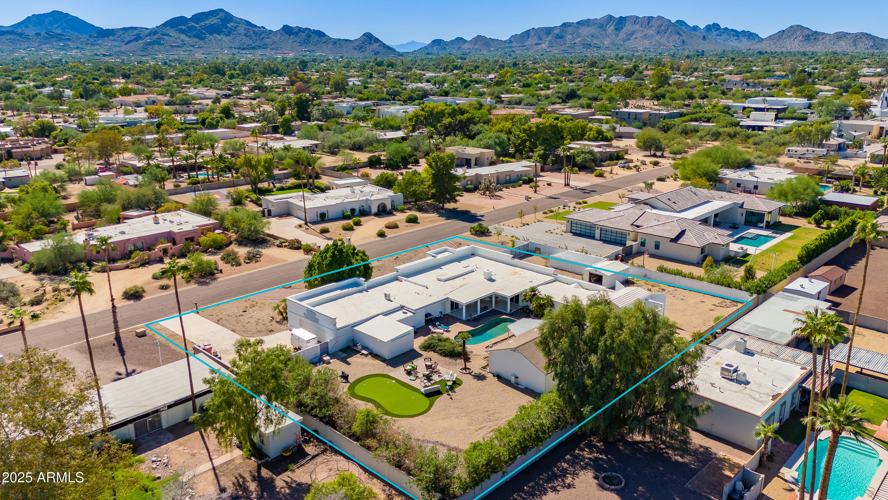 6704 E NORTH Lane, Paradise Valley