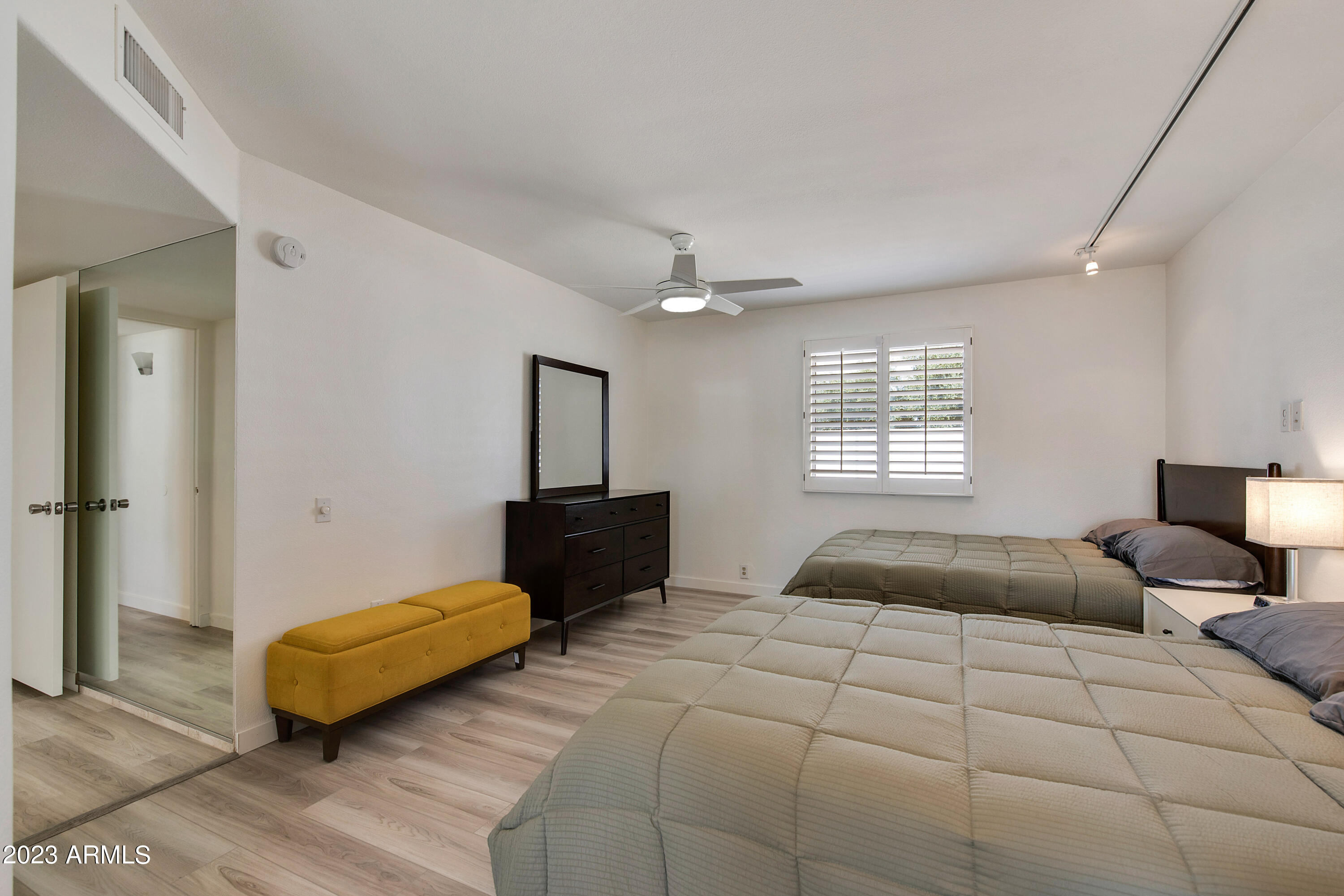 6704 E NORTH Lane, Paradise Valley