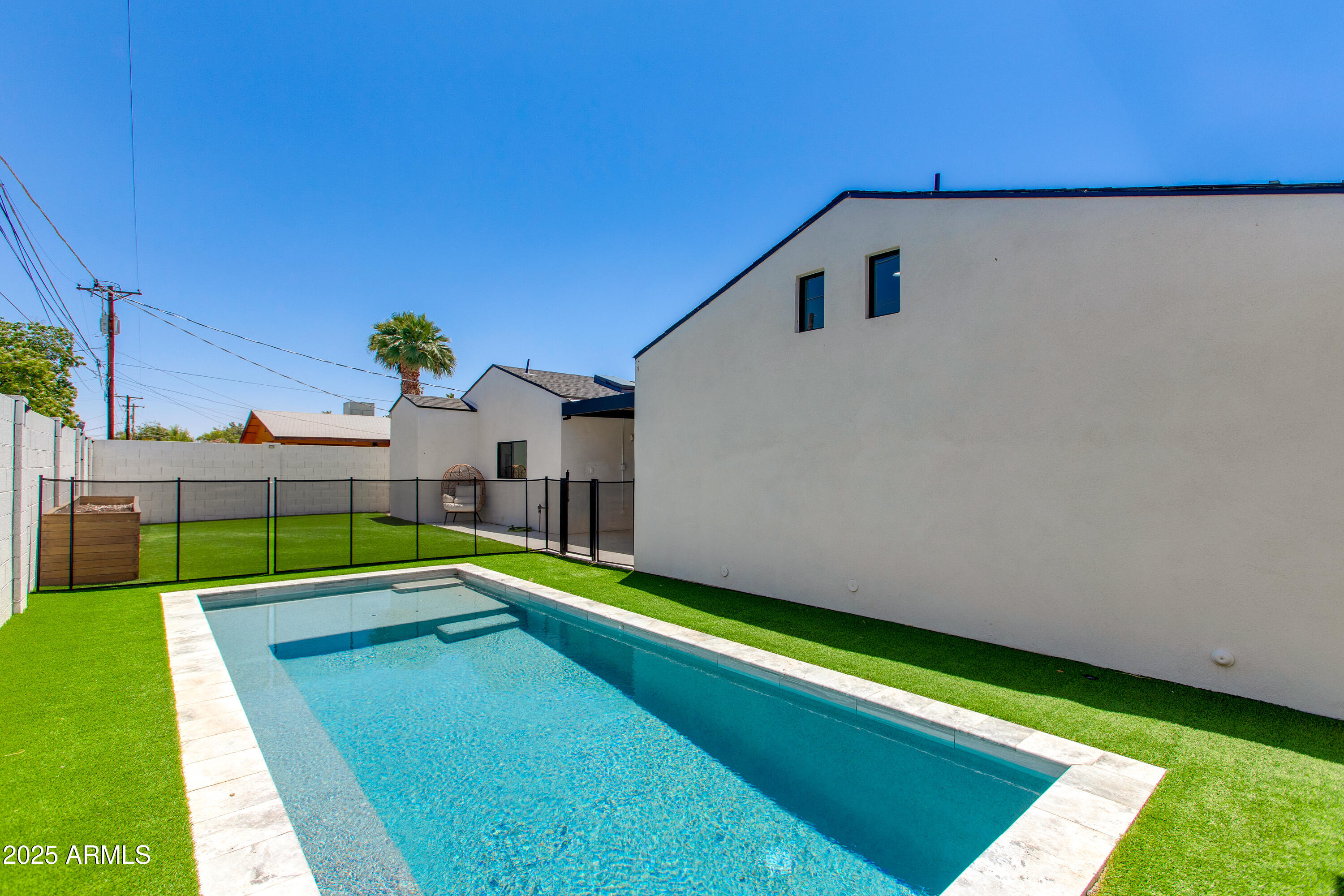 4246 E MULBERRY Drive, Phoenix