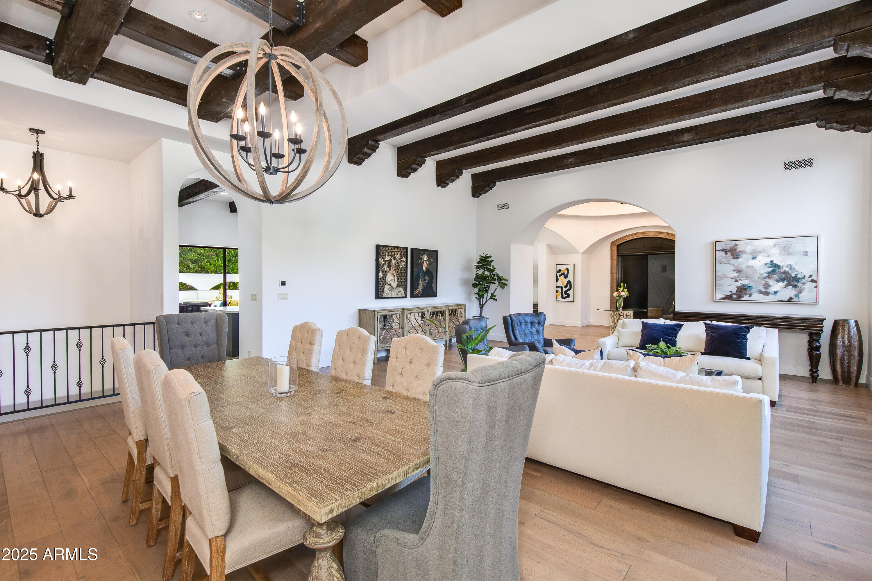 4725 N LAUNFAL Avenue