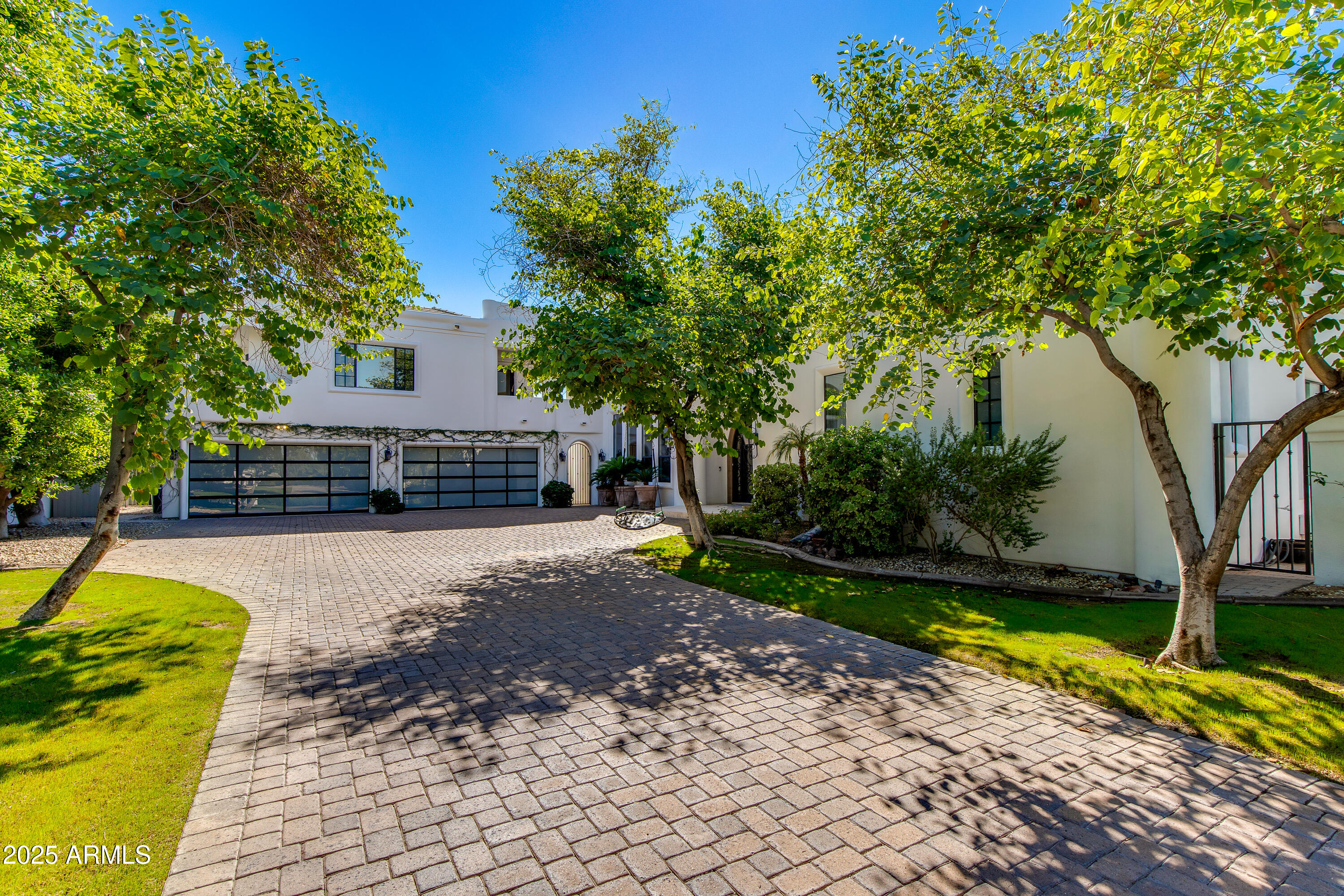 4725 N LAUNFAL Avenue