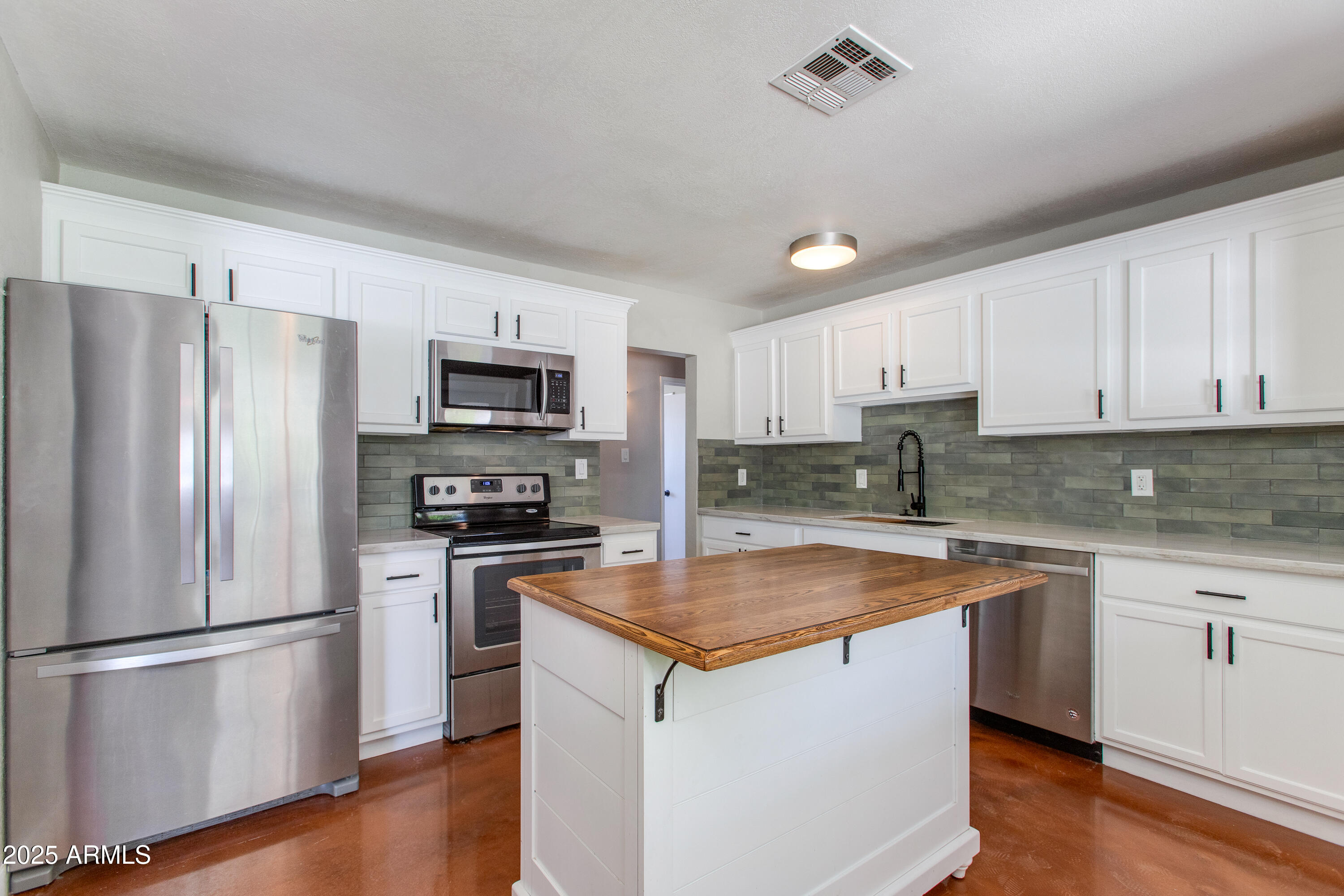 1812 S SHAFER Drive, Tempe