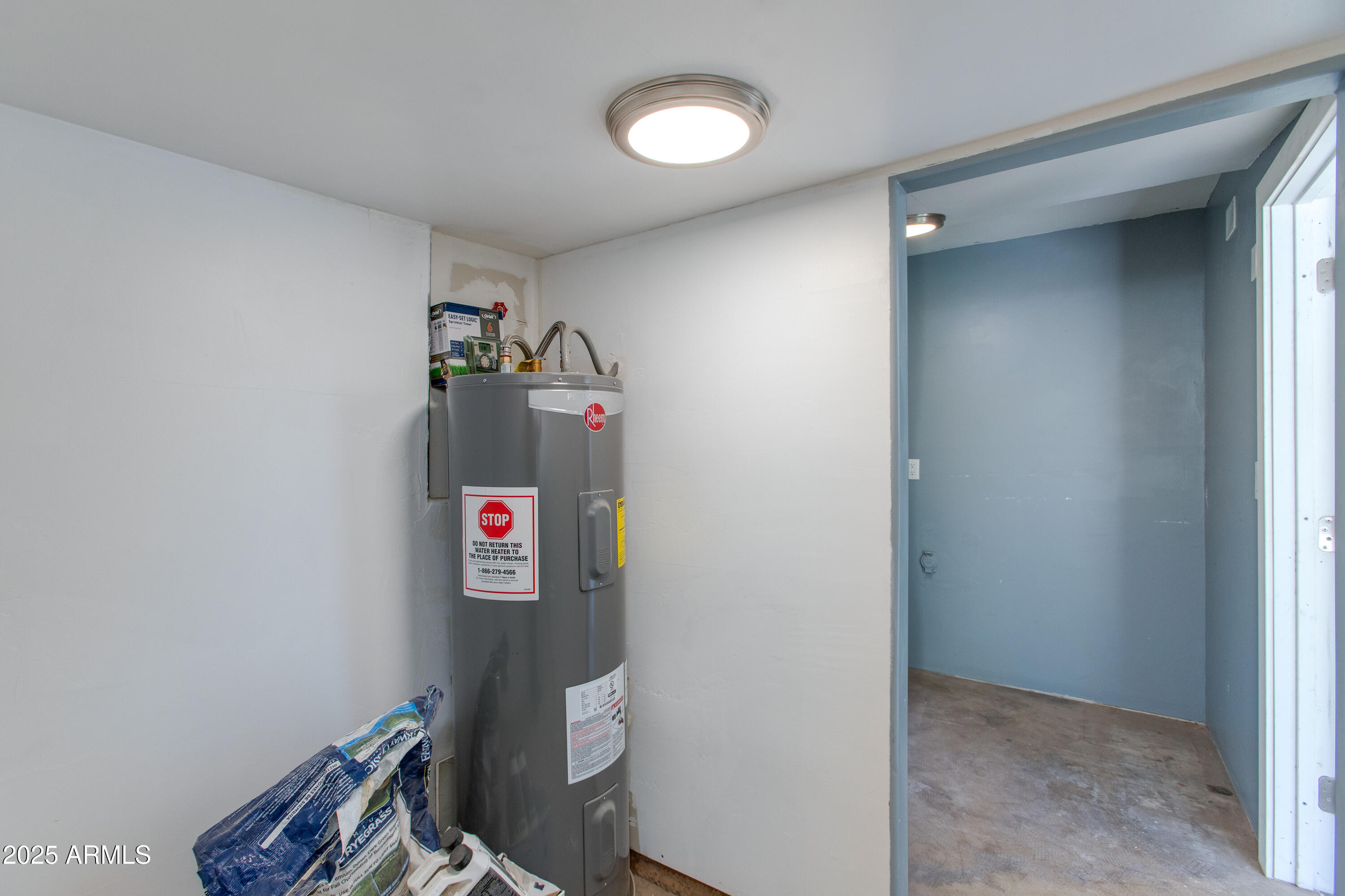 1812 S SHAFER Drive, Tempe