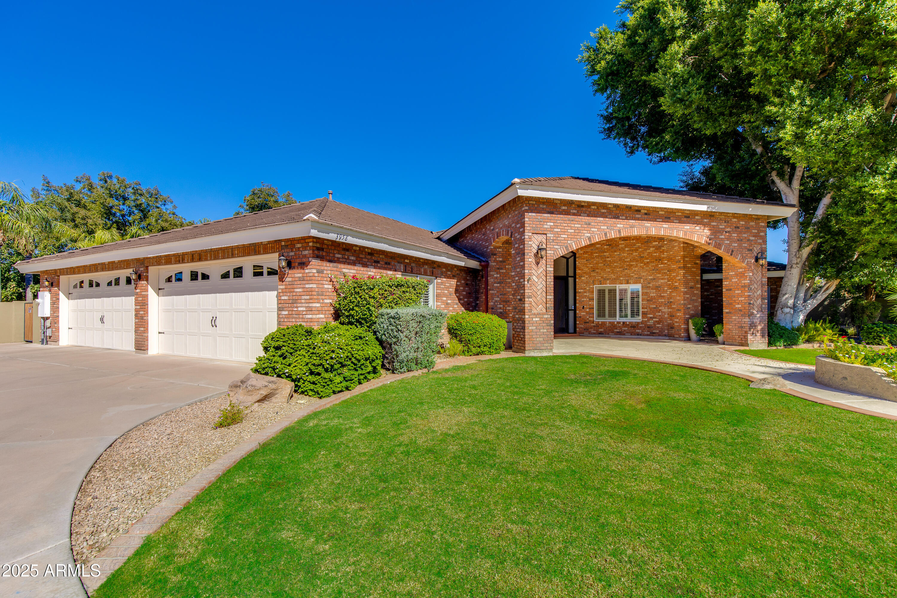 3958 E JUNIPER Circle, Mesa
