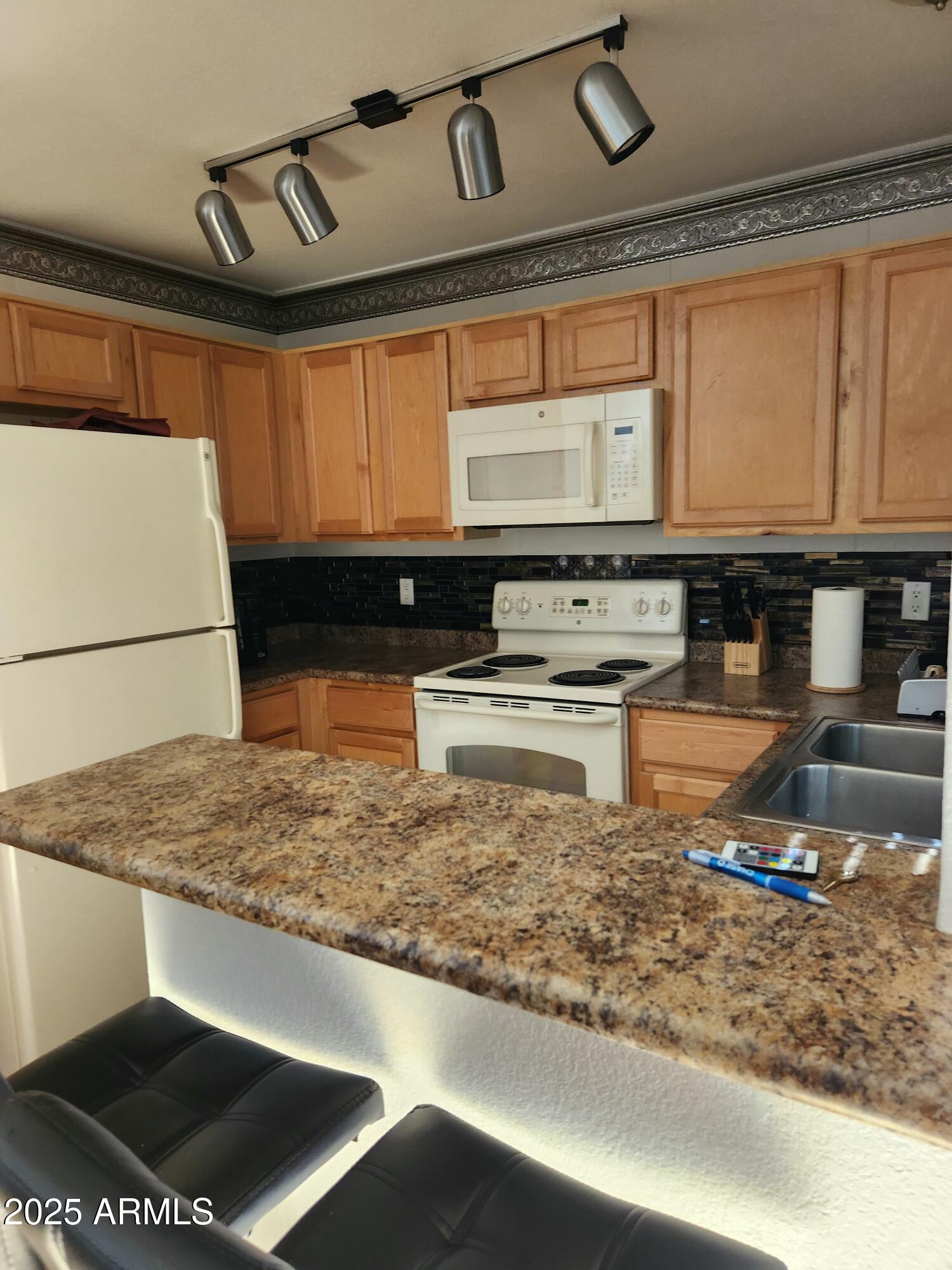 5122 E SHEA Boulevard, 2165