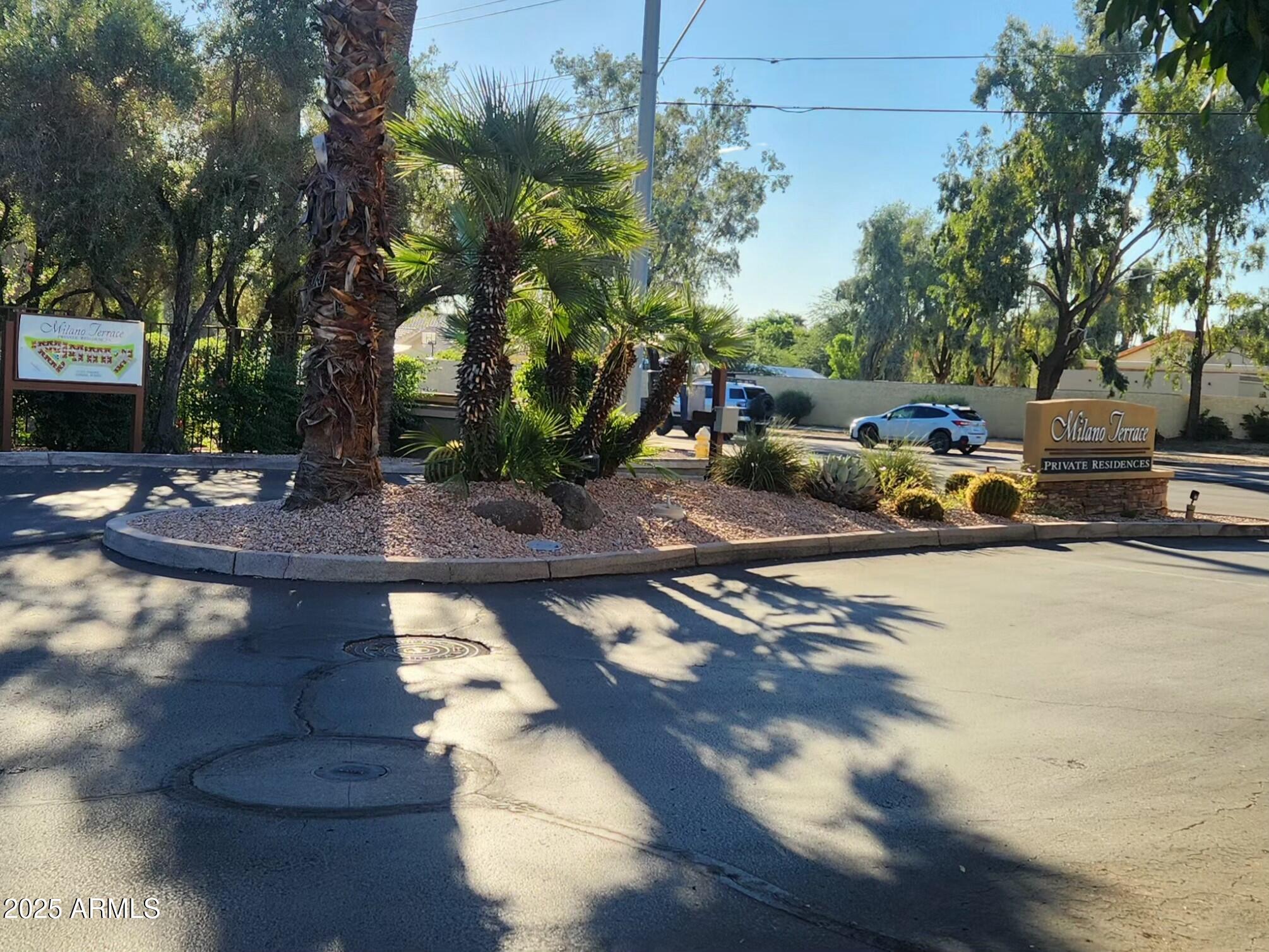 5122 E SHEA Boulevard, 2165