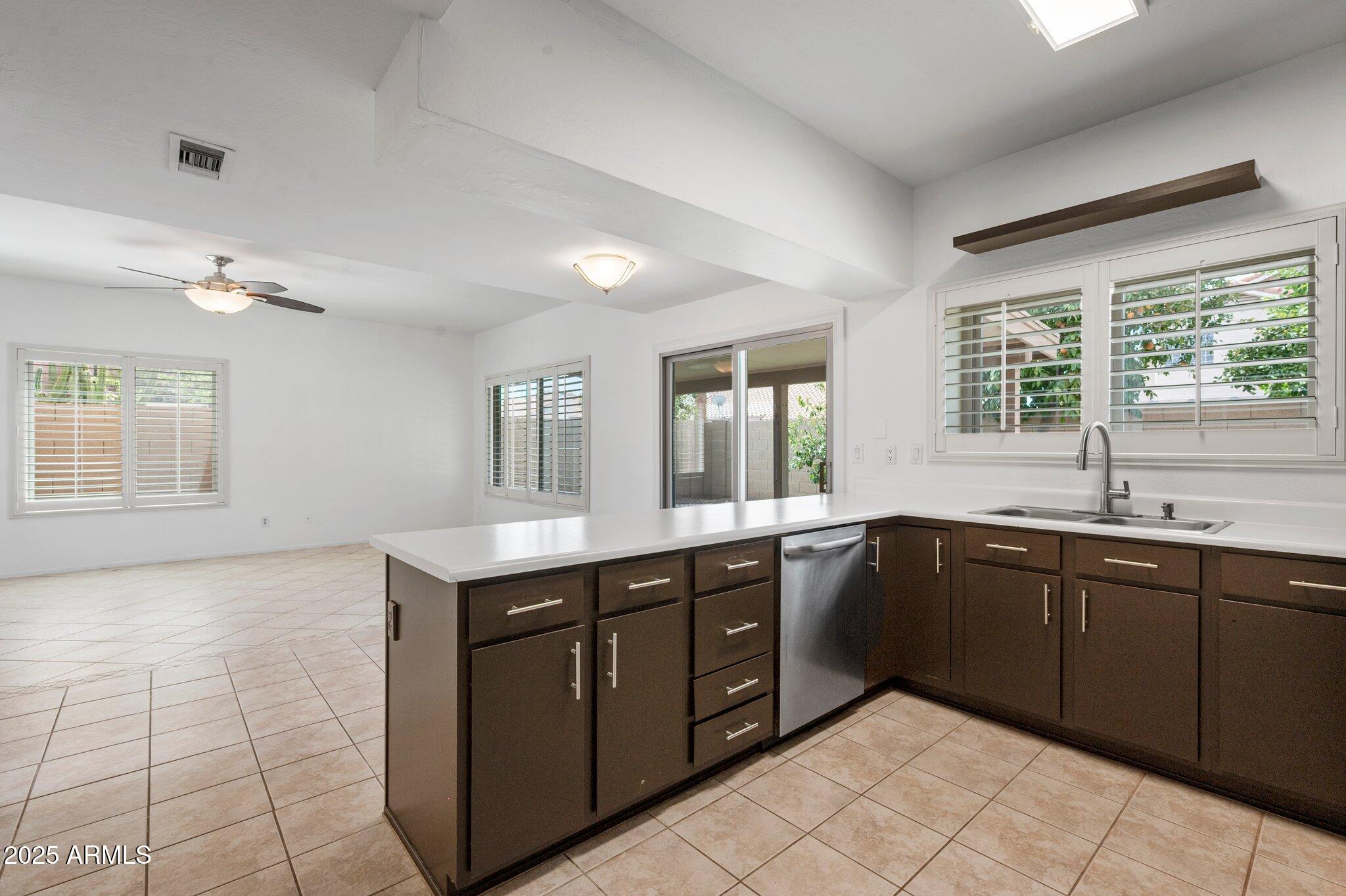 4529 E BLUEFIELD Avenue, Phoenix