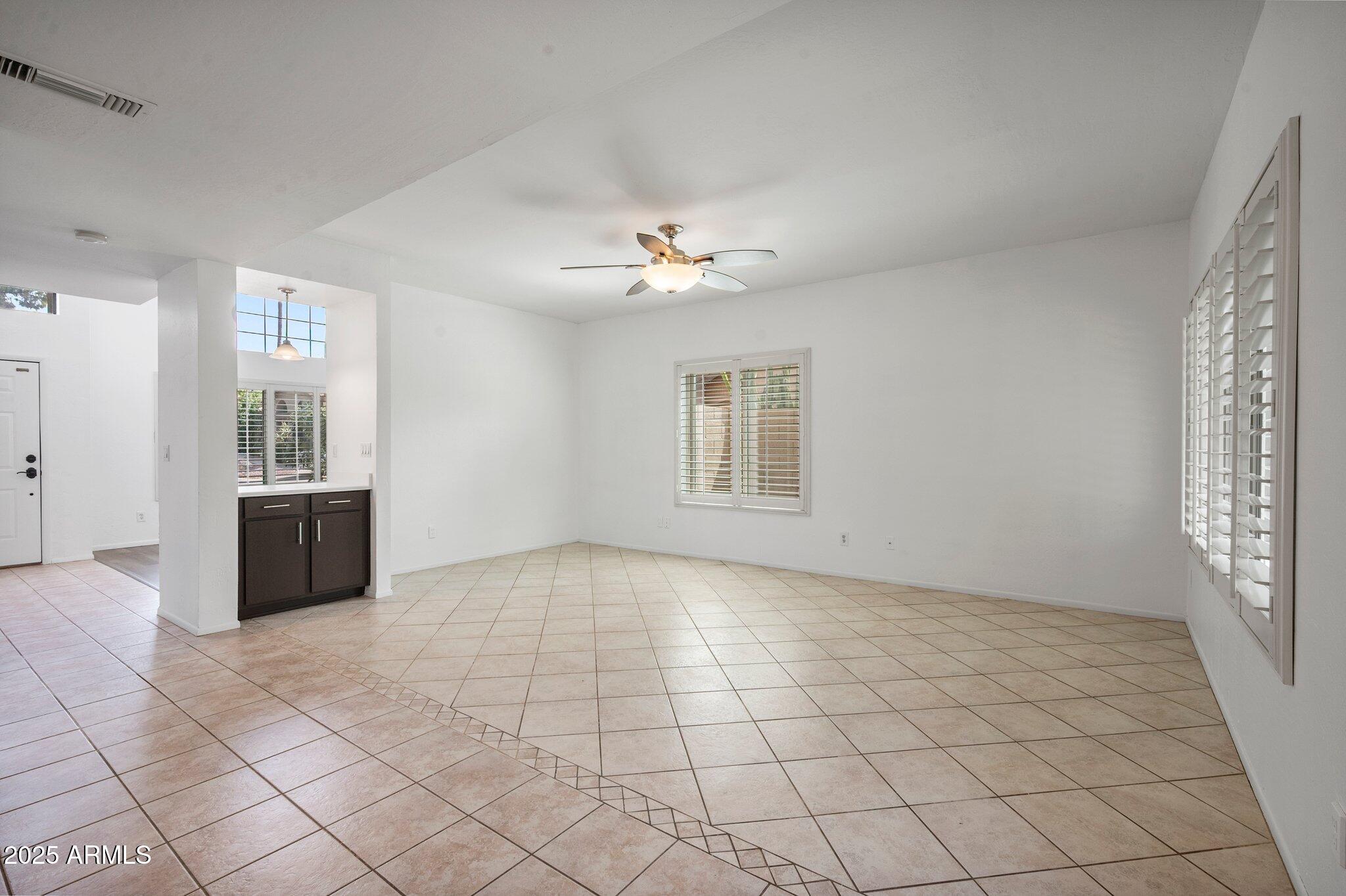 4529 E BLUEFIELD Avenue, Phoenix