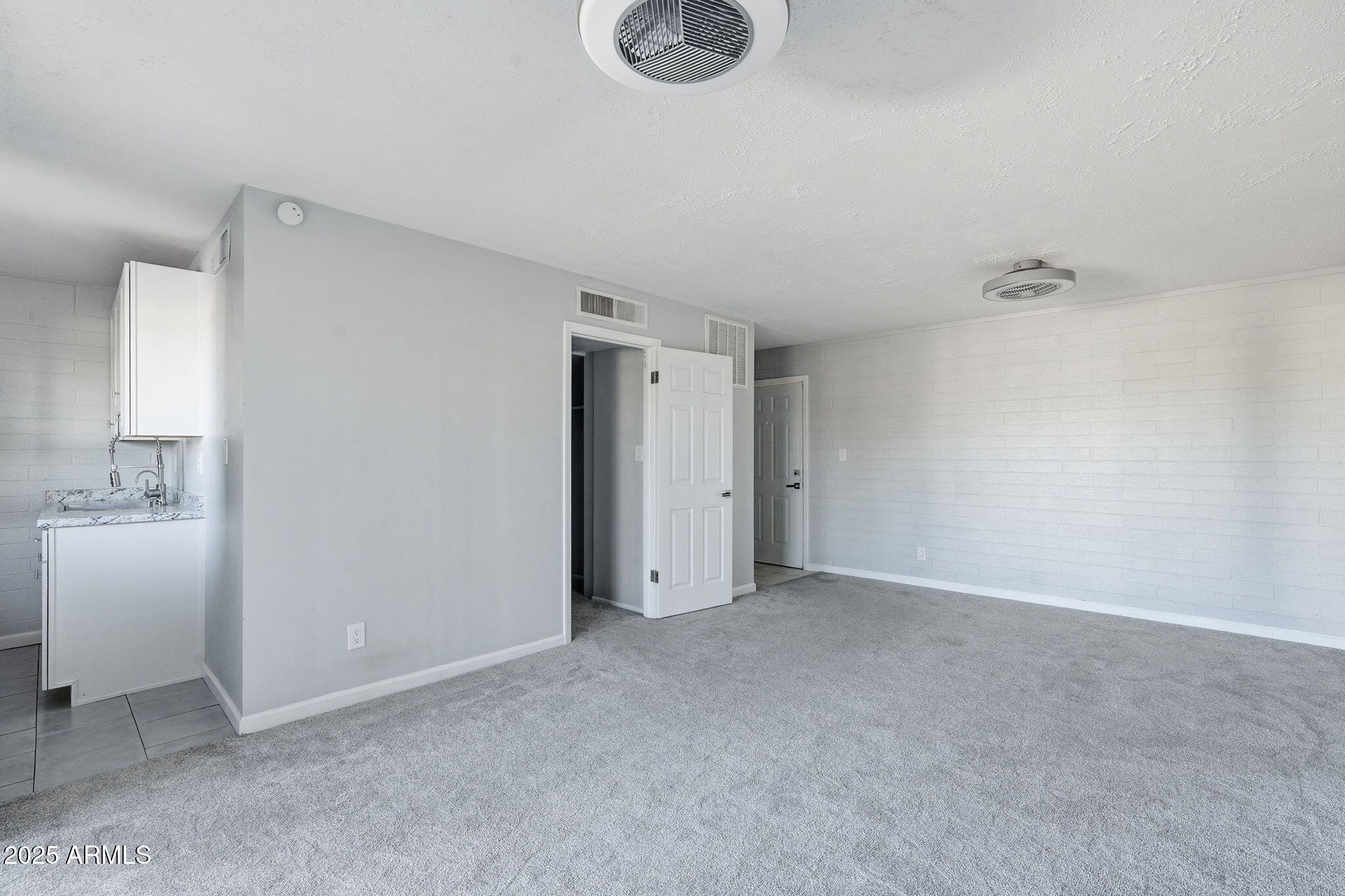 815 N HAYDEN Road A205