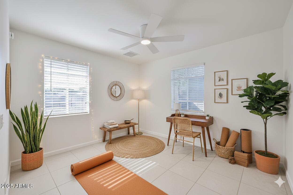 2221 W CLARENDON Avenue