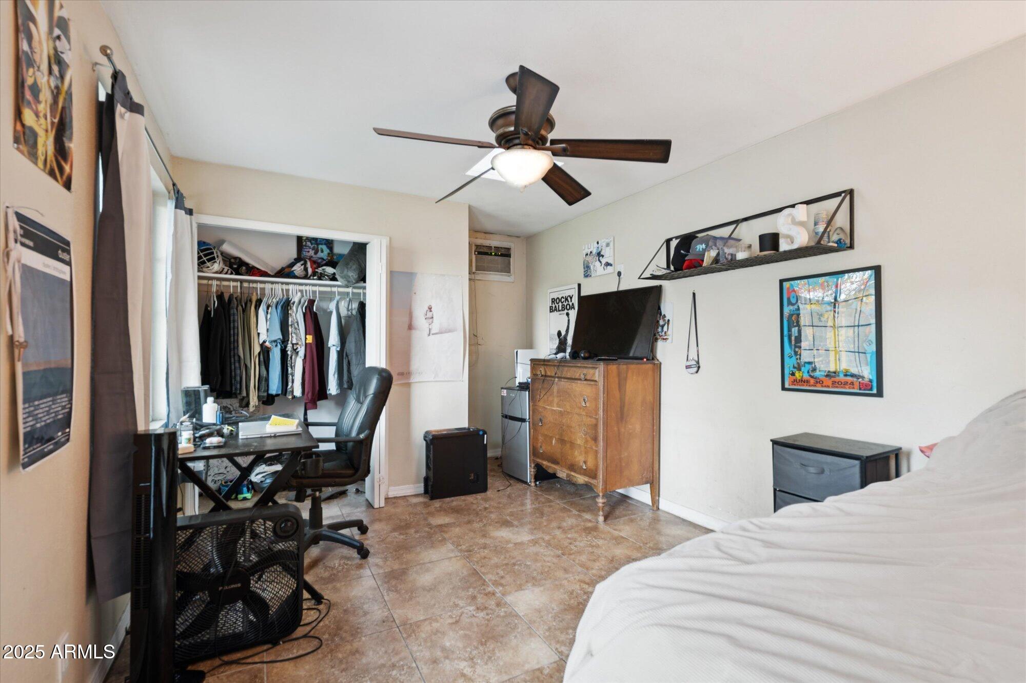 105 E CLAREMONT Street