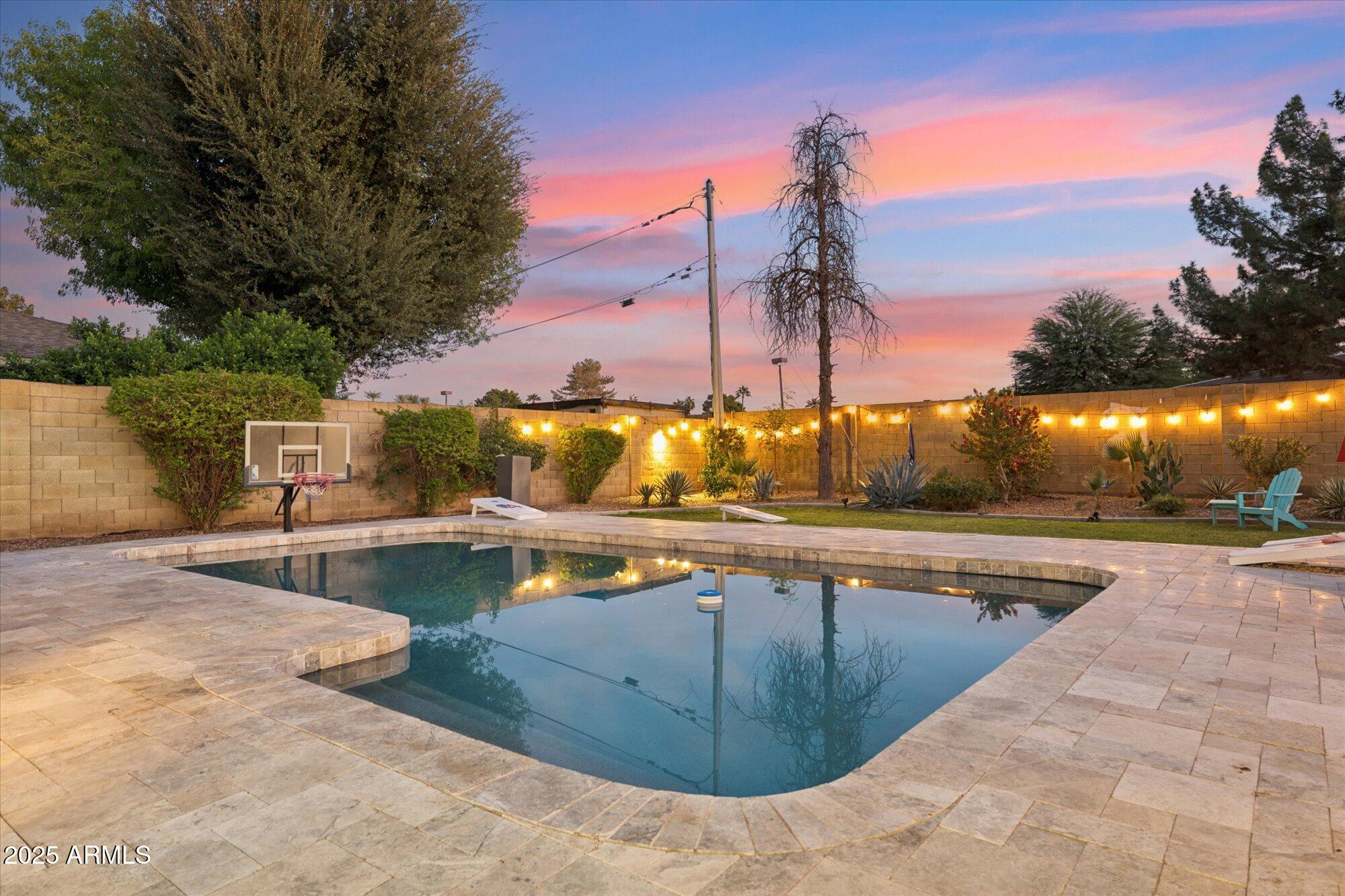 105 E CLAREMONT Street