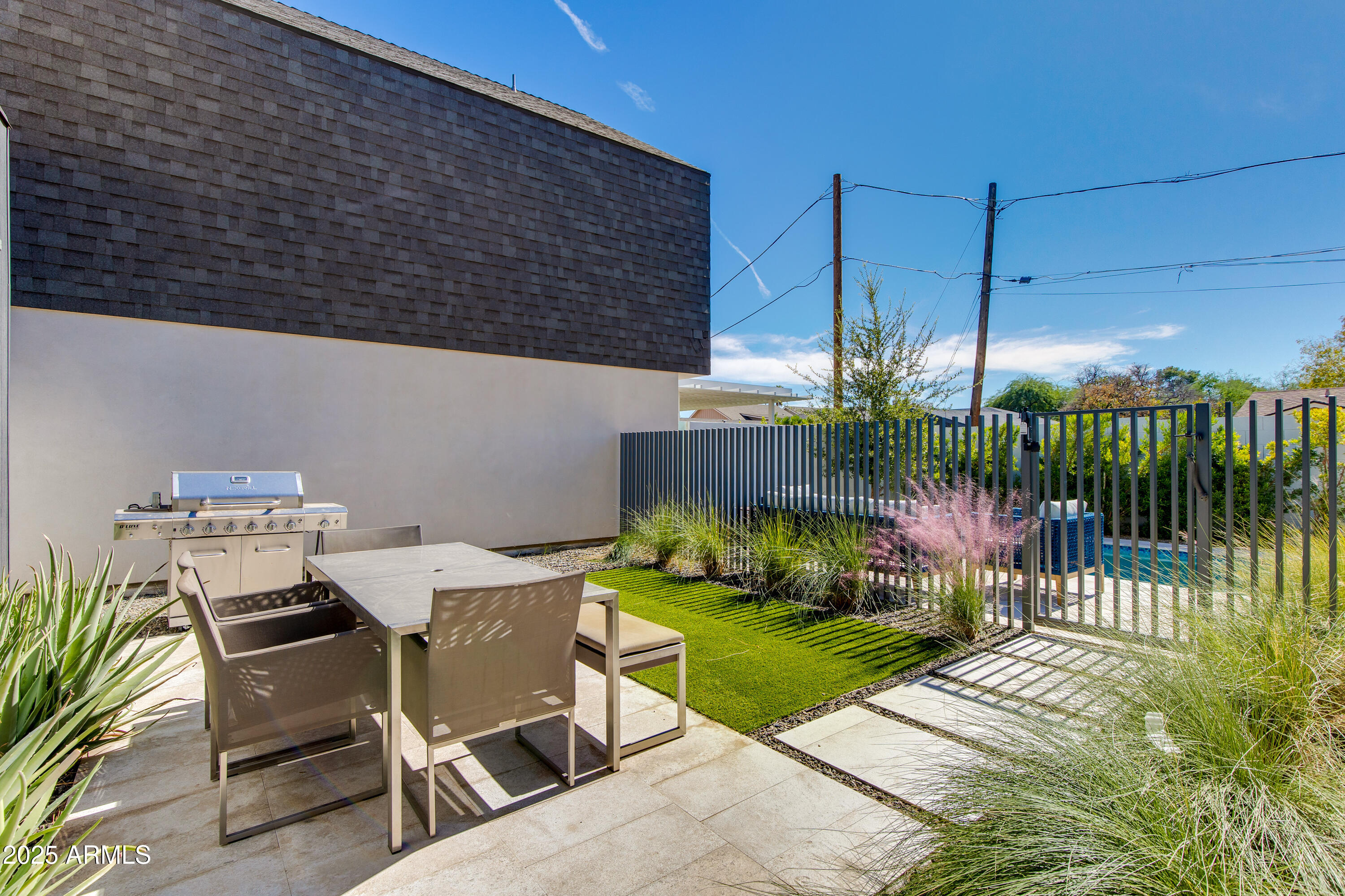 1333 E POMELO GROVE Lane