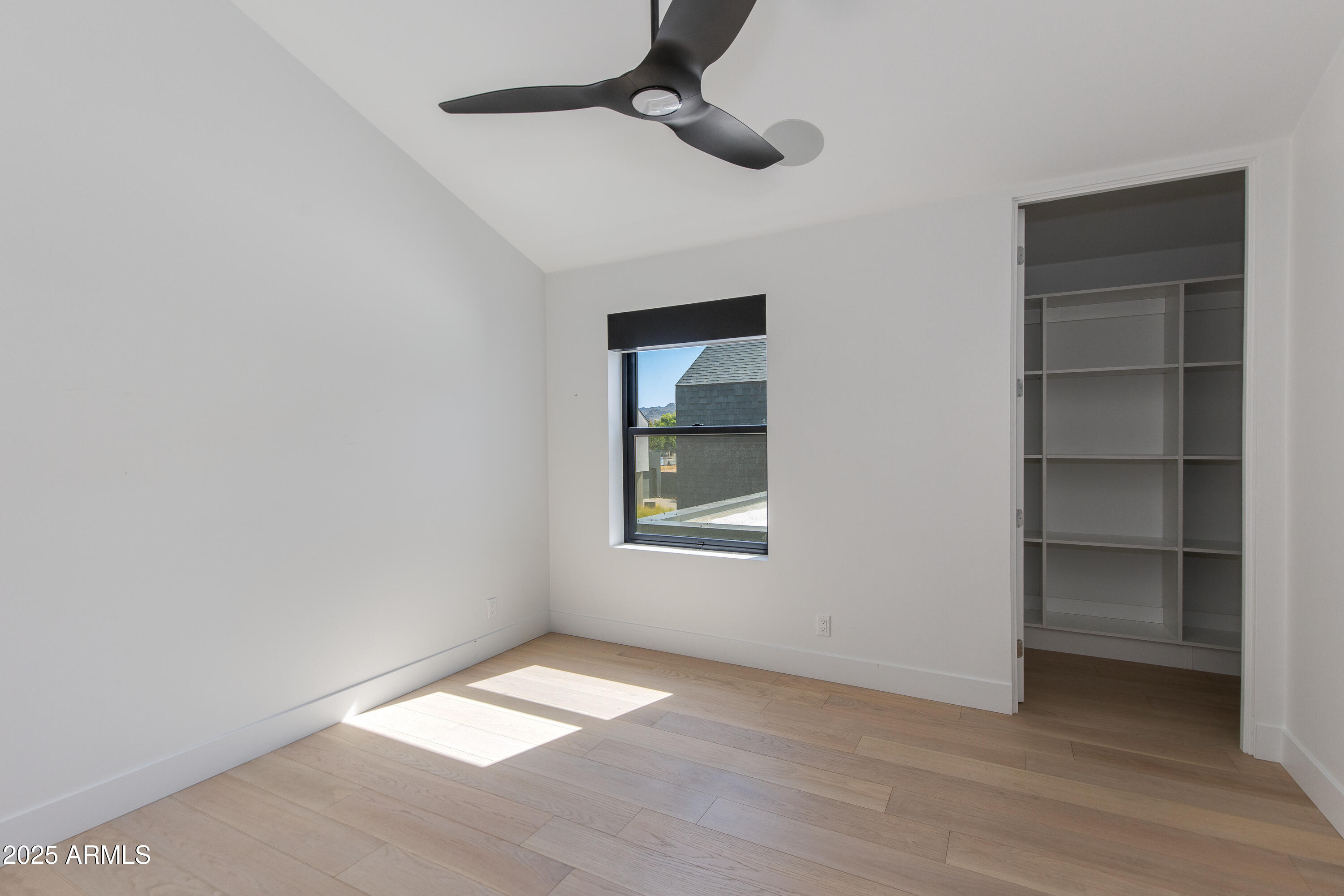 1333 E POMELO GROVE Lane