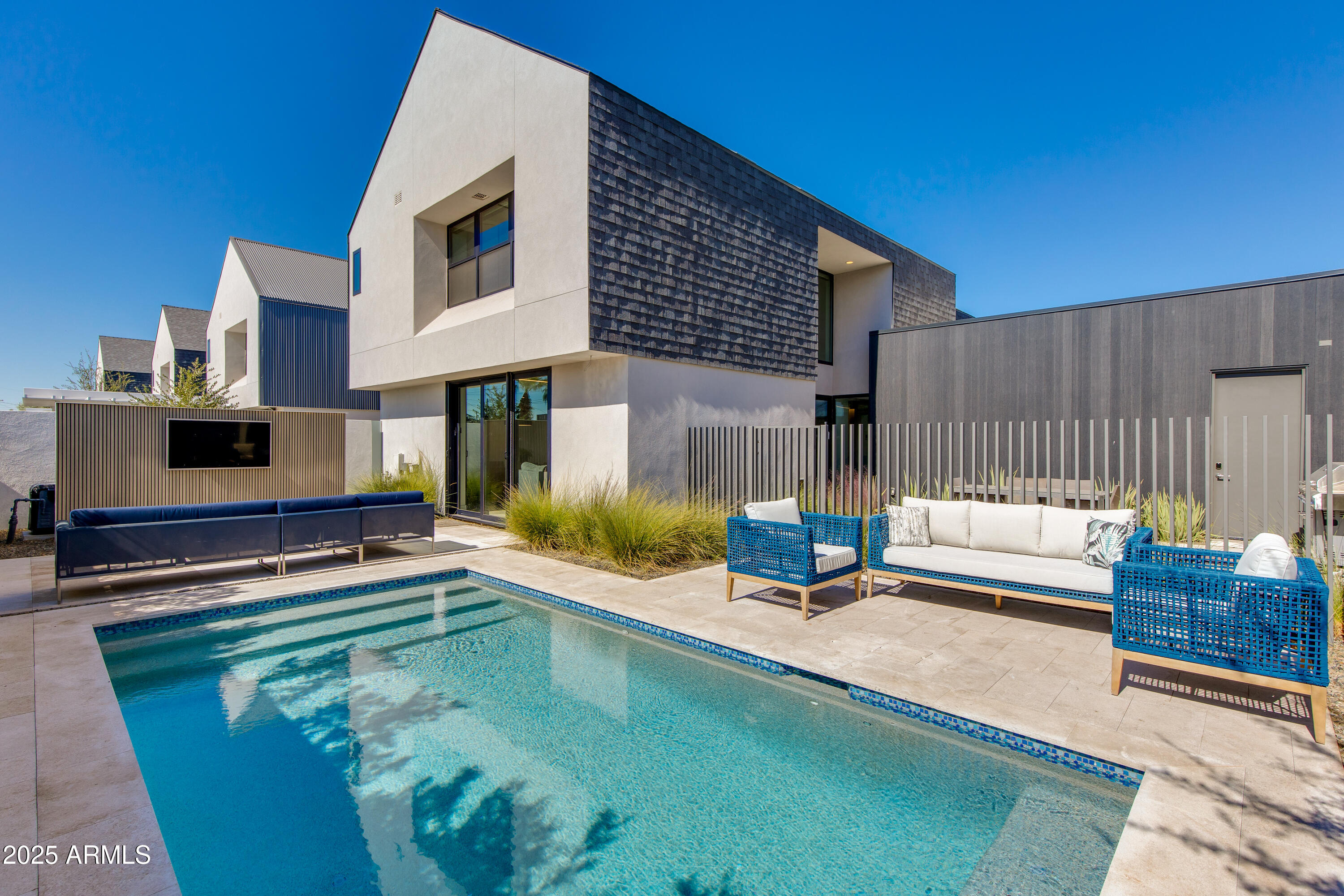 1333 E POMELO GROVE Lane