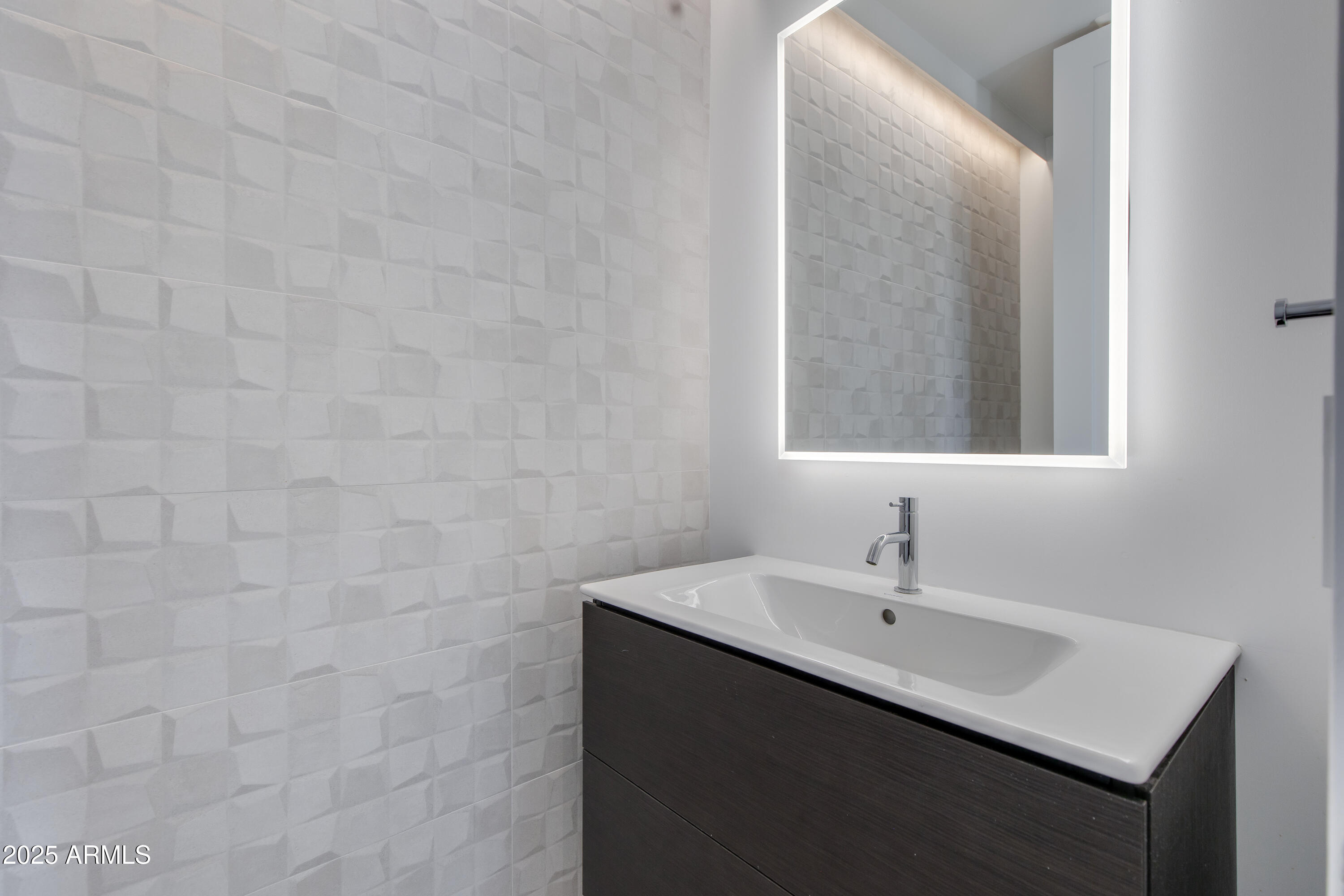 1333 E POMELO GROVE Lane