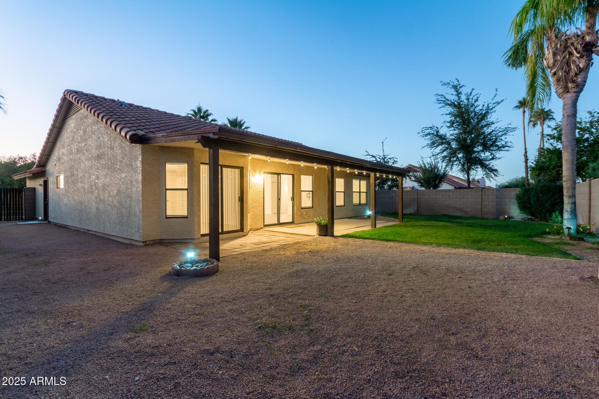 965 N NIELSON Street