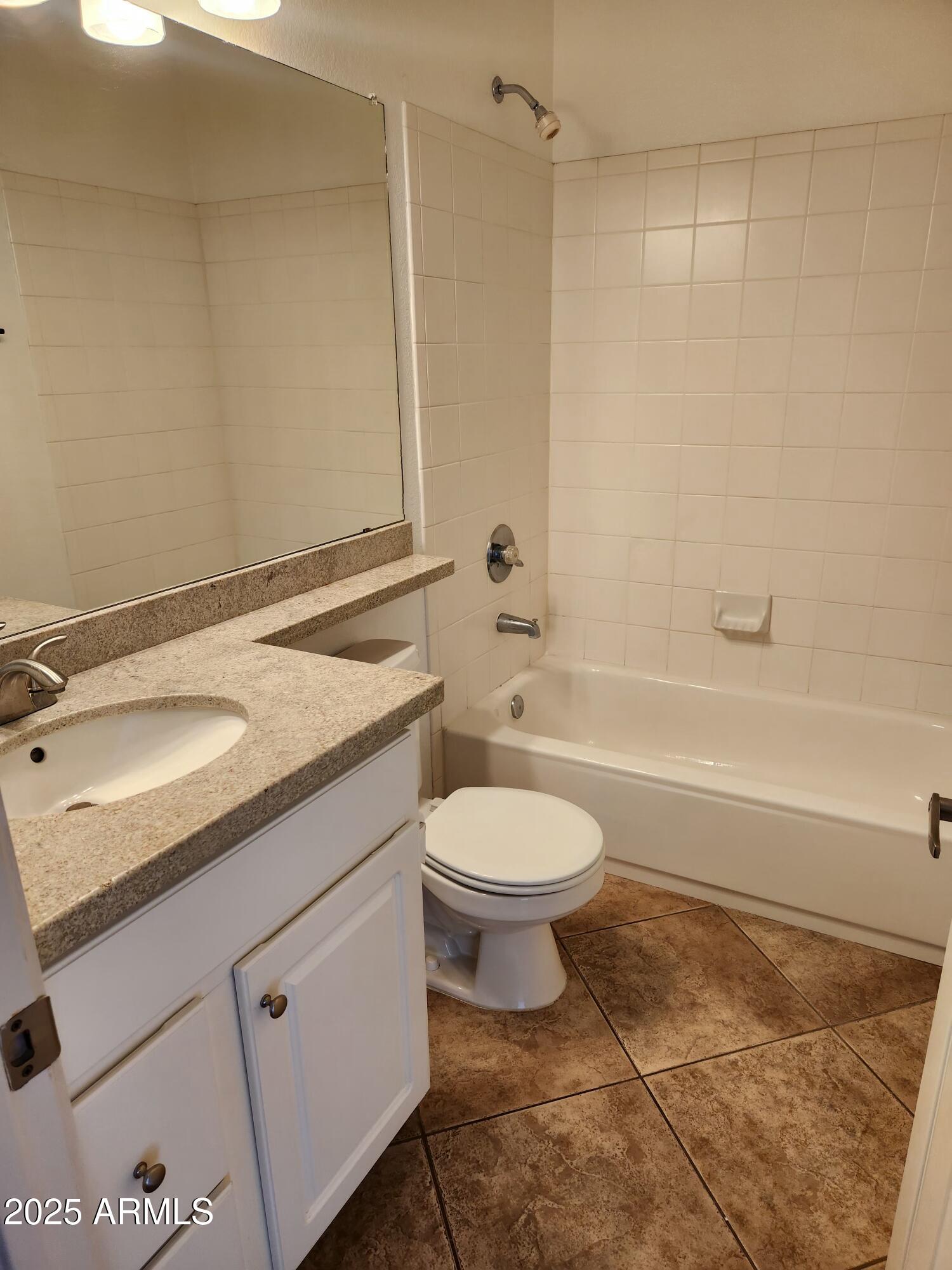 4455 E PARADISE VILLAGE Parkway S, 1035