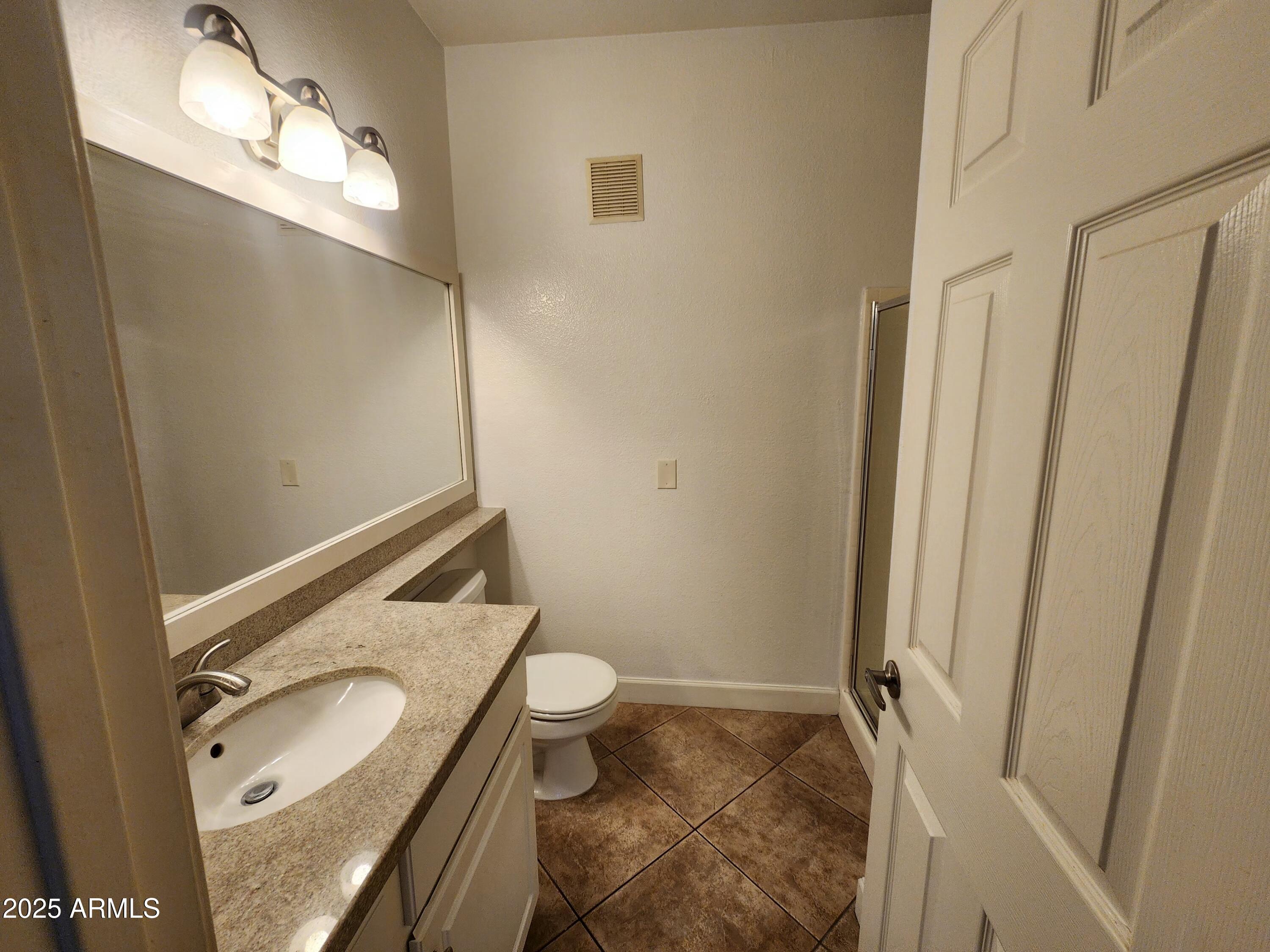 4455 E PARADISE VILLAGE Parkway S, 1035