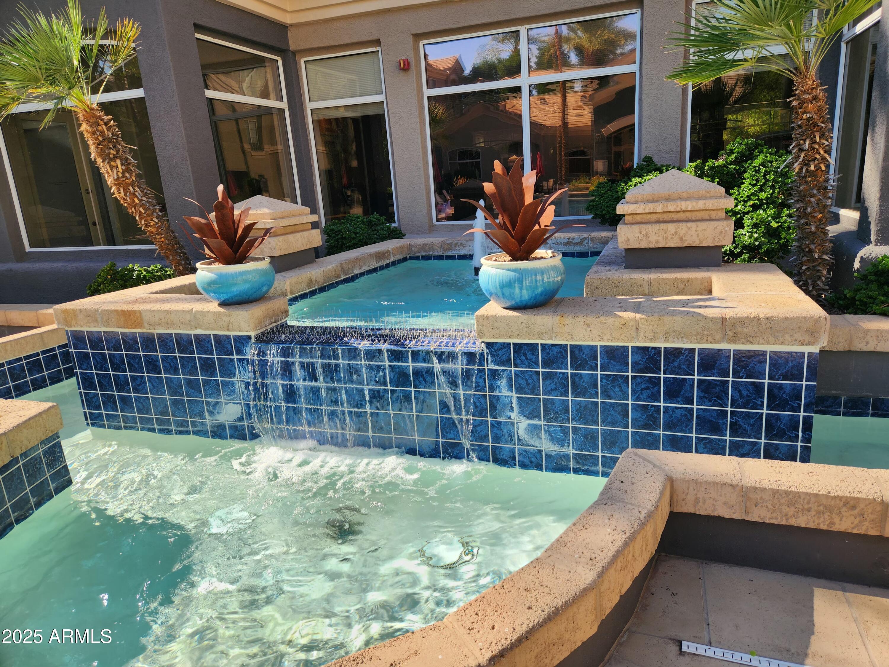 4455 E PARADISE VILLAGE Parkway S, 1035