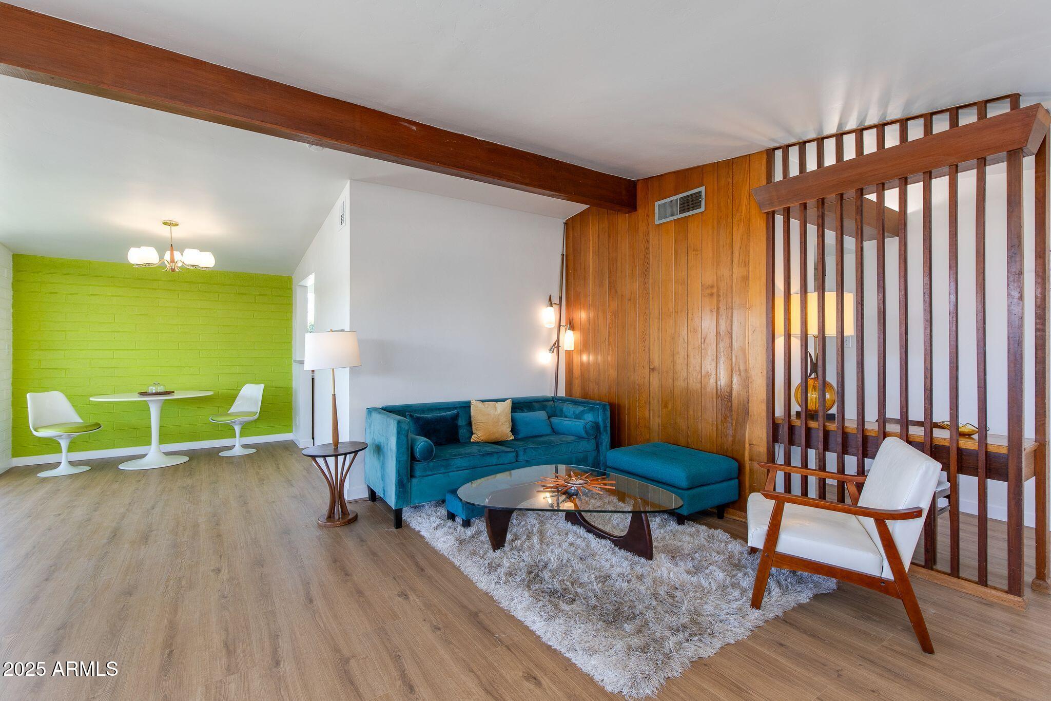 421 N EVERGREEN Street