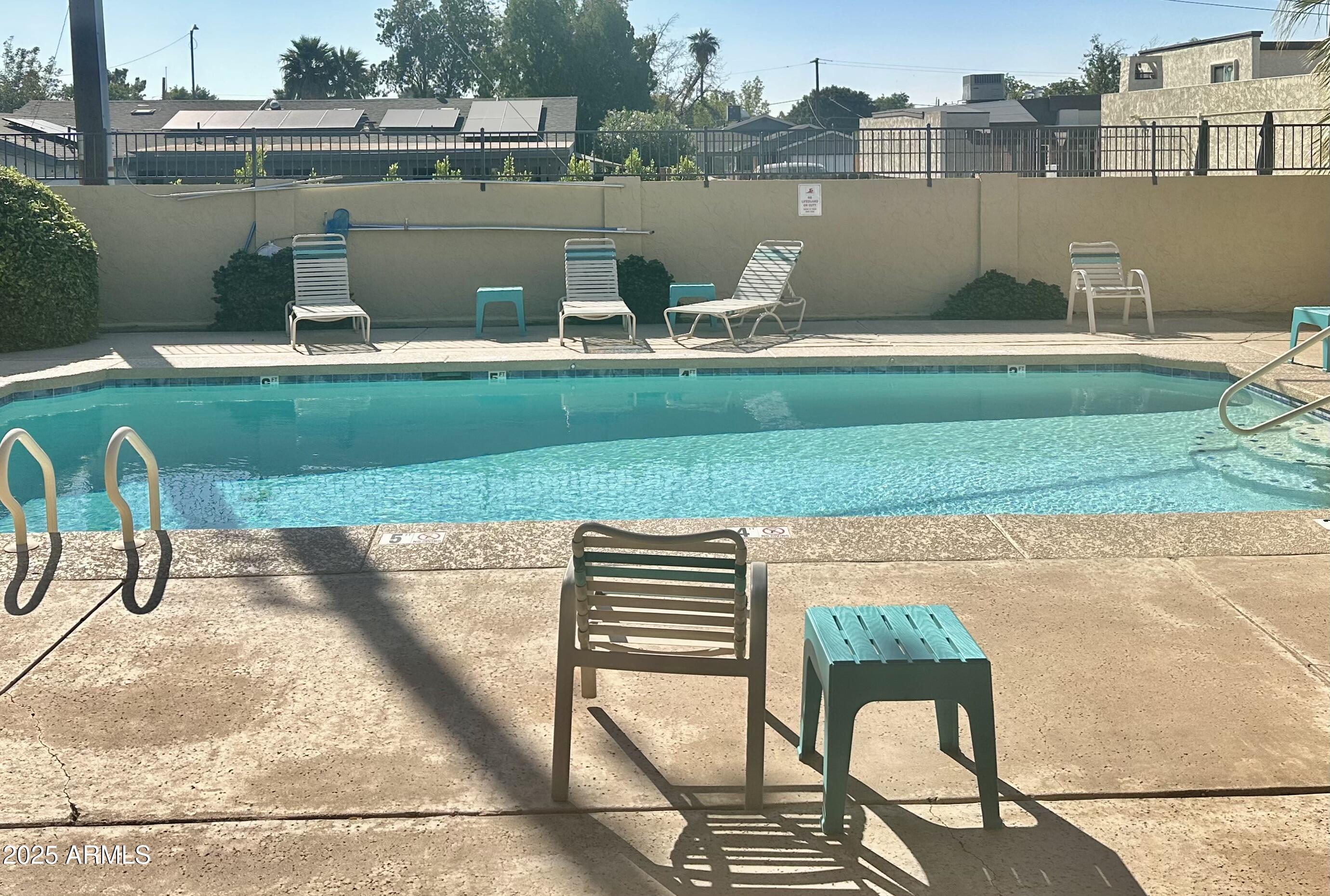 1274 E AVENIDA HERMOSA