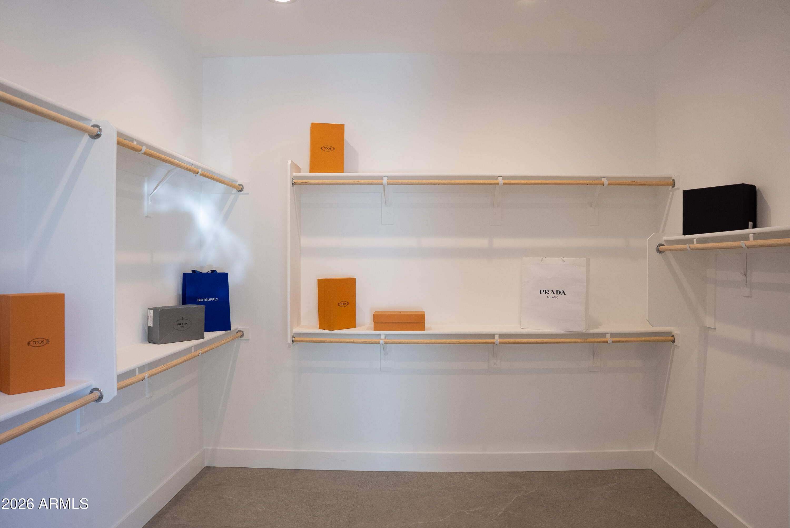 100 W NORTHERN Avenue 15