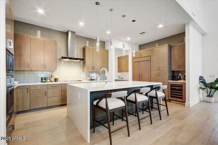 100 W NORTHERN Avenue 4