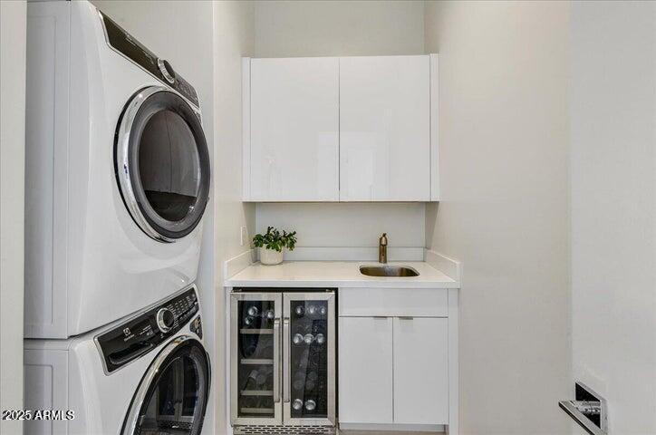 100 W NORTHERN Avenue 16